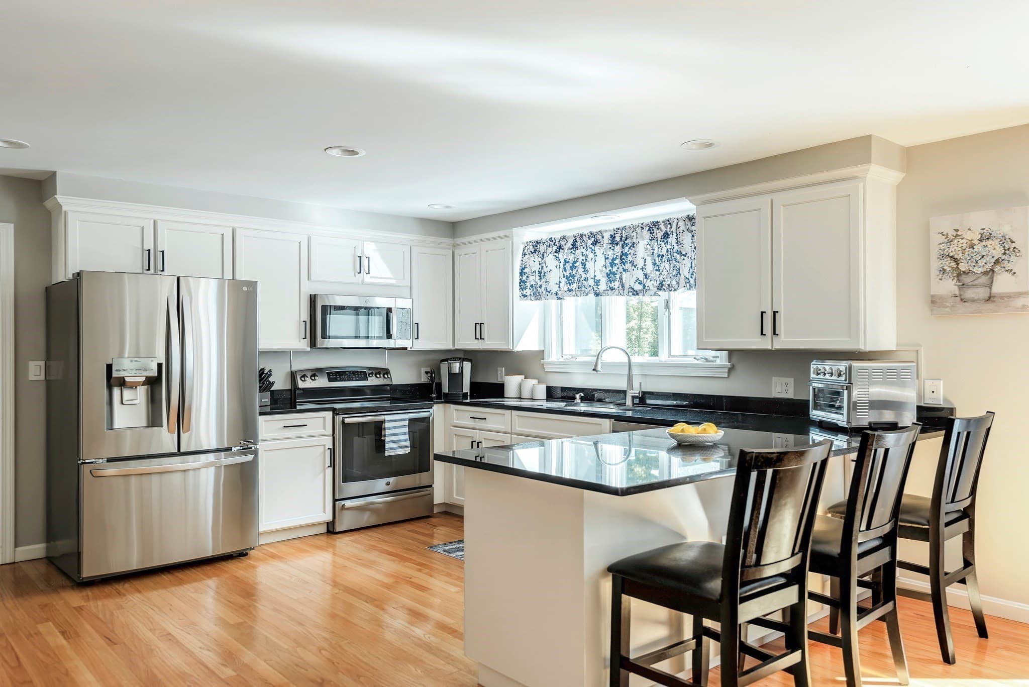 Single Family Residence at 22 Pineswamp Rd, Ipswich MA 01938, Ipswich, photo 5 of 26
