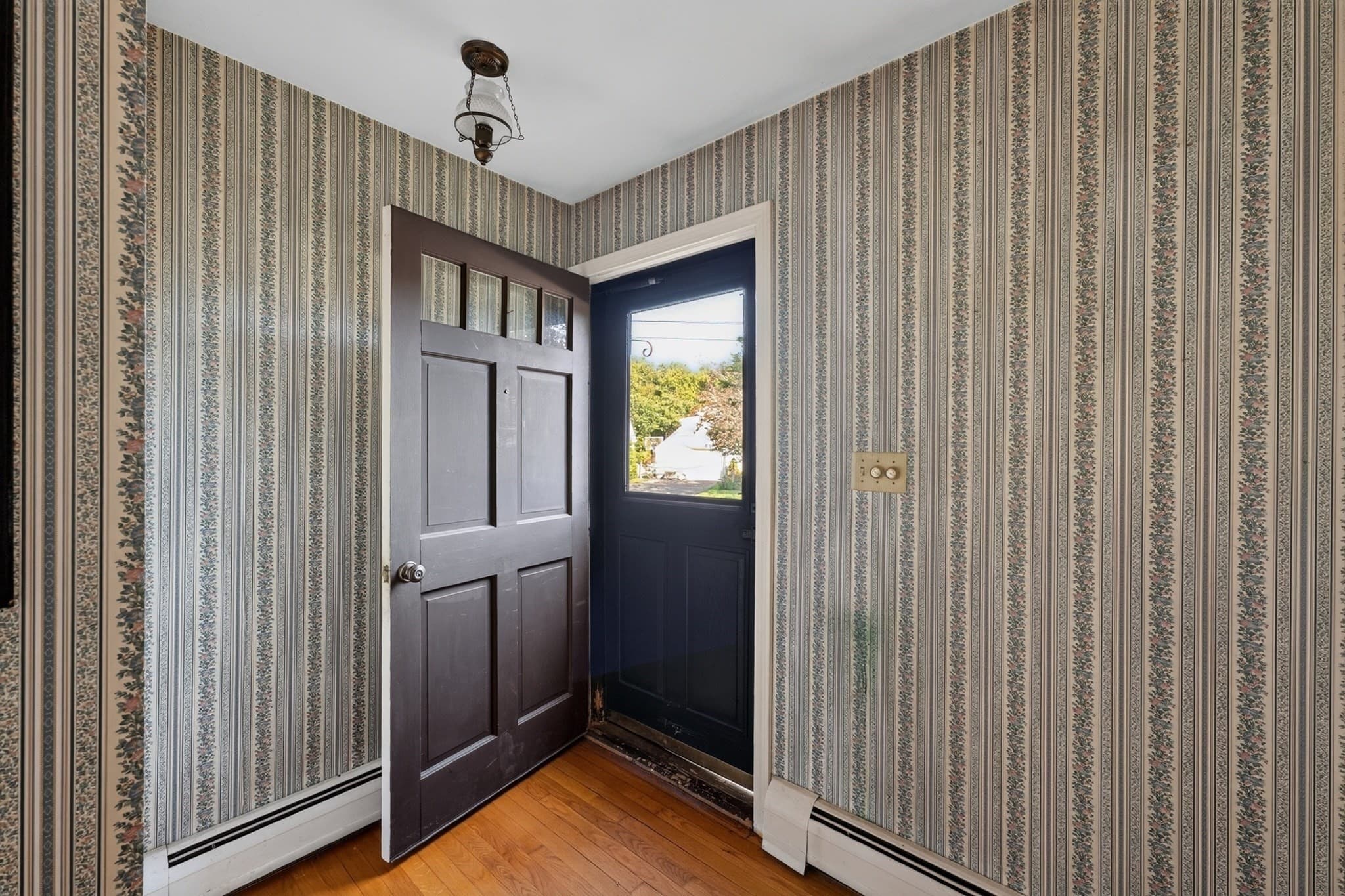 Single Family Residence at 36 Beechwood Dr, Dartmouth MA 02748, Dartmouth, photo 16 of 35