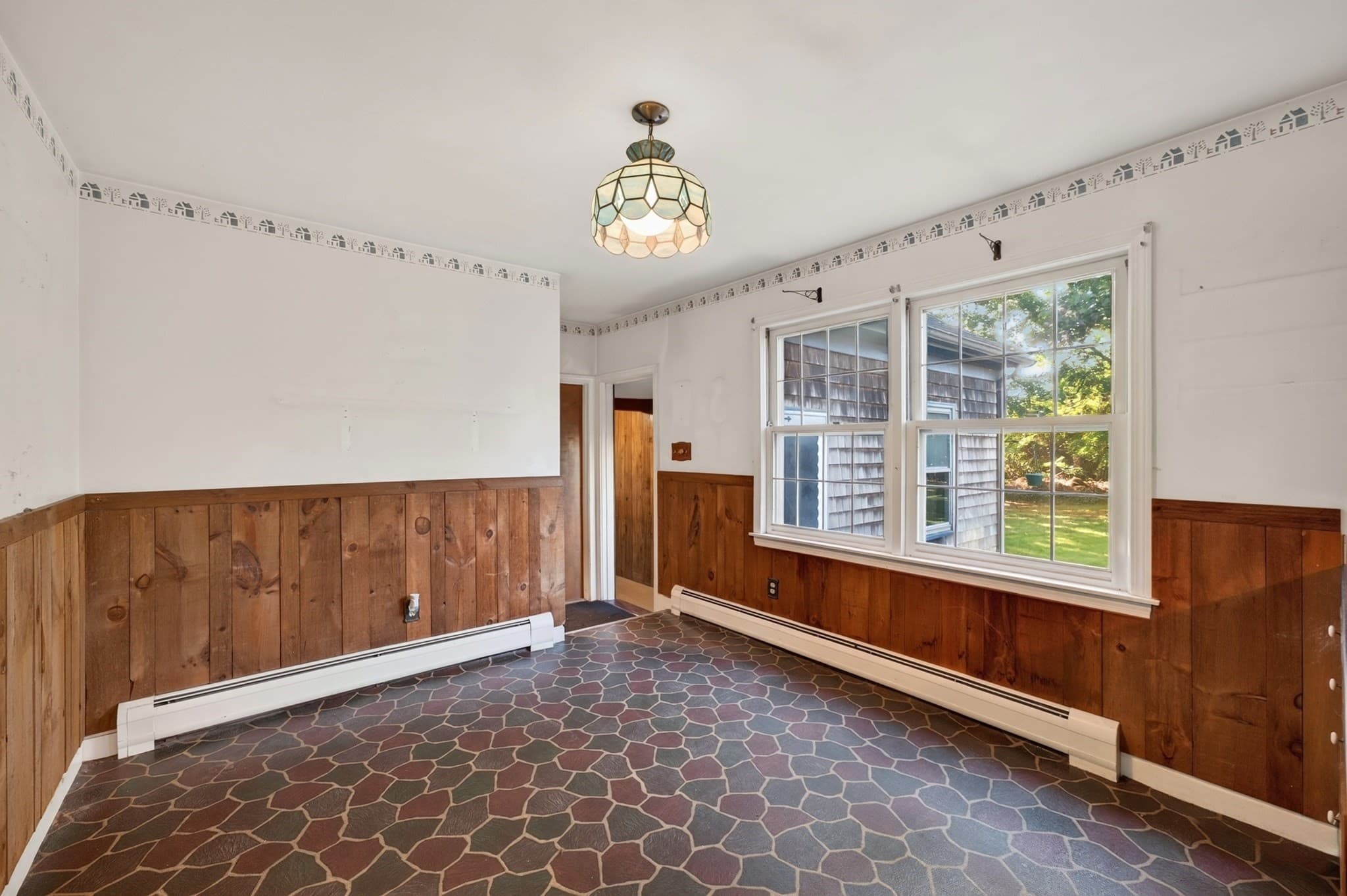 Single Family Residence at 36 Beechwood Dr, Dartmouth MA 02748, Dartmouth, photo 20 of 35