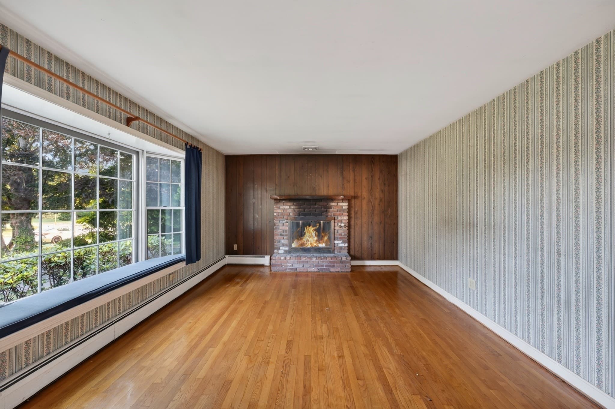 Single Family Residence at 36 Beechwood Dr, Dartmouth MA 02748, Dartmouth, photo 14 of 35