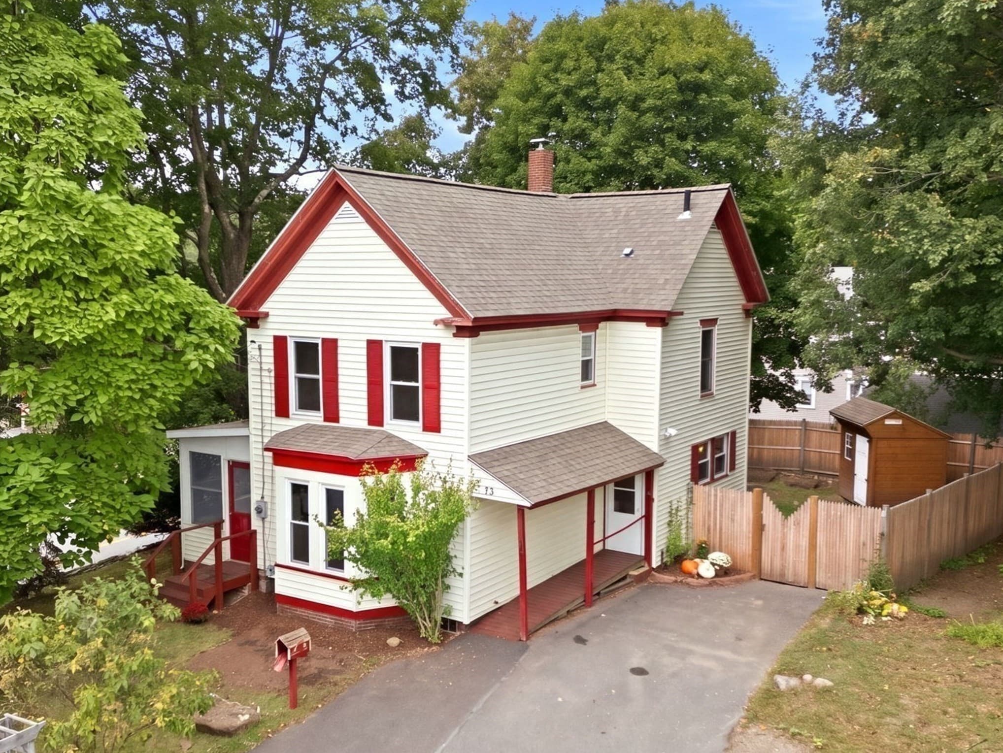 33 Park St, Ayer MA 01432
