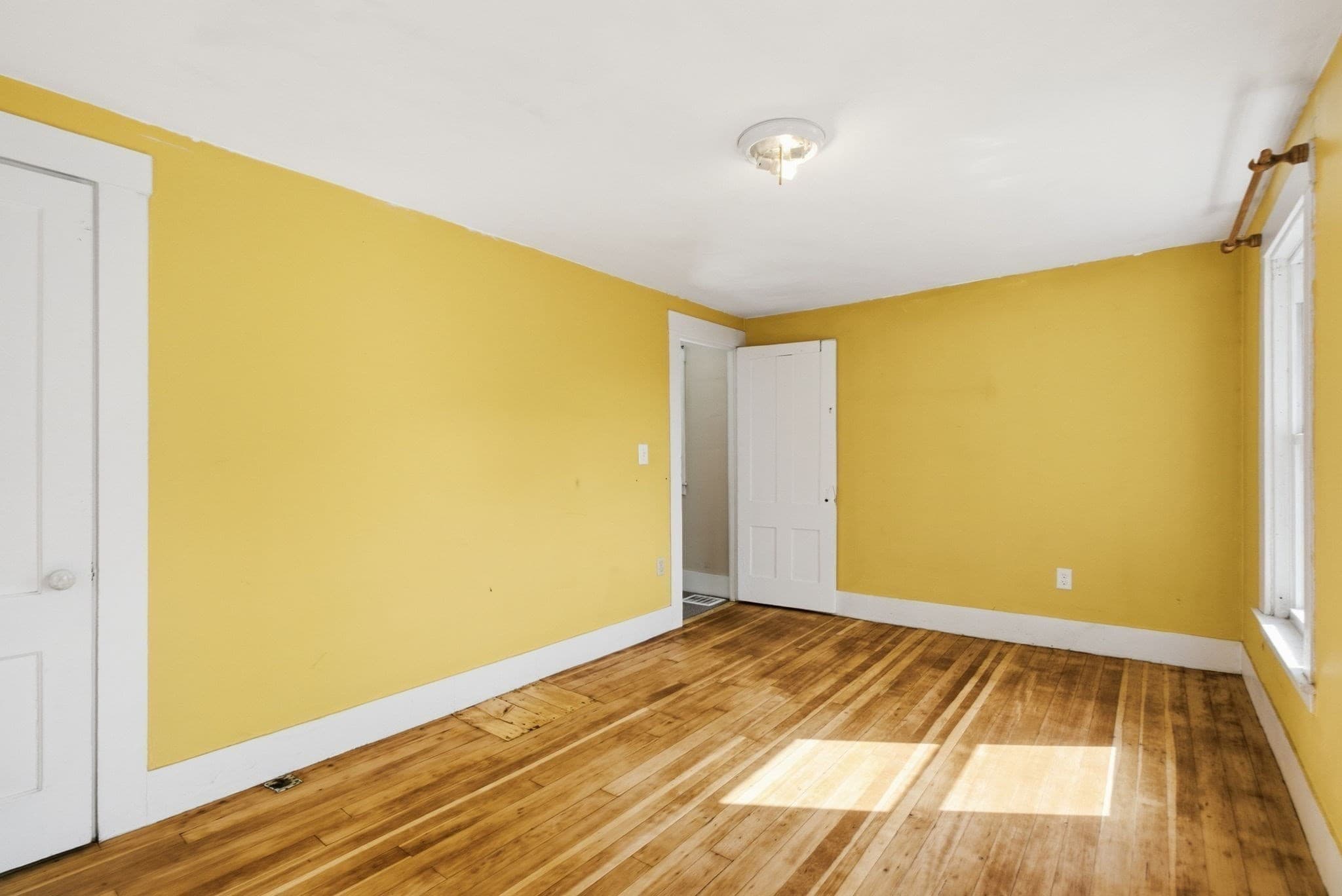 Single Family Residence at 33 Park St, Ayer MA 01432, Ayer, photo 18 of 36