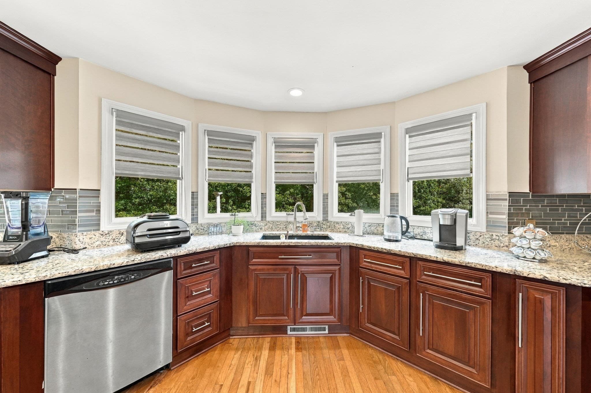 Single Family Residence at 35 Striper Cir, Dartmouth MA 02747, Dartmouth, photo 9 of 39