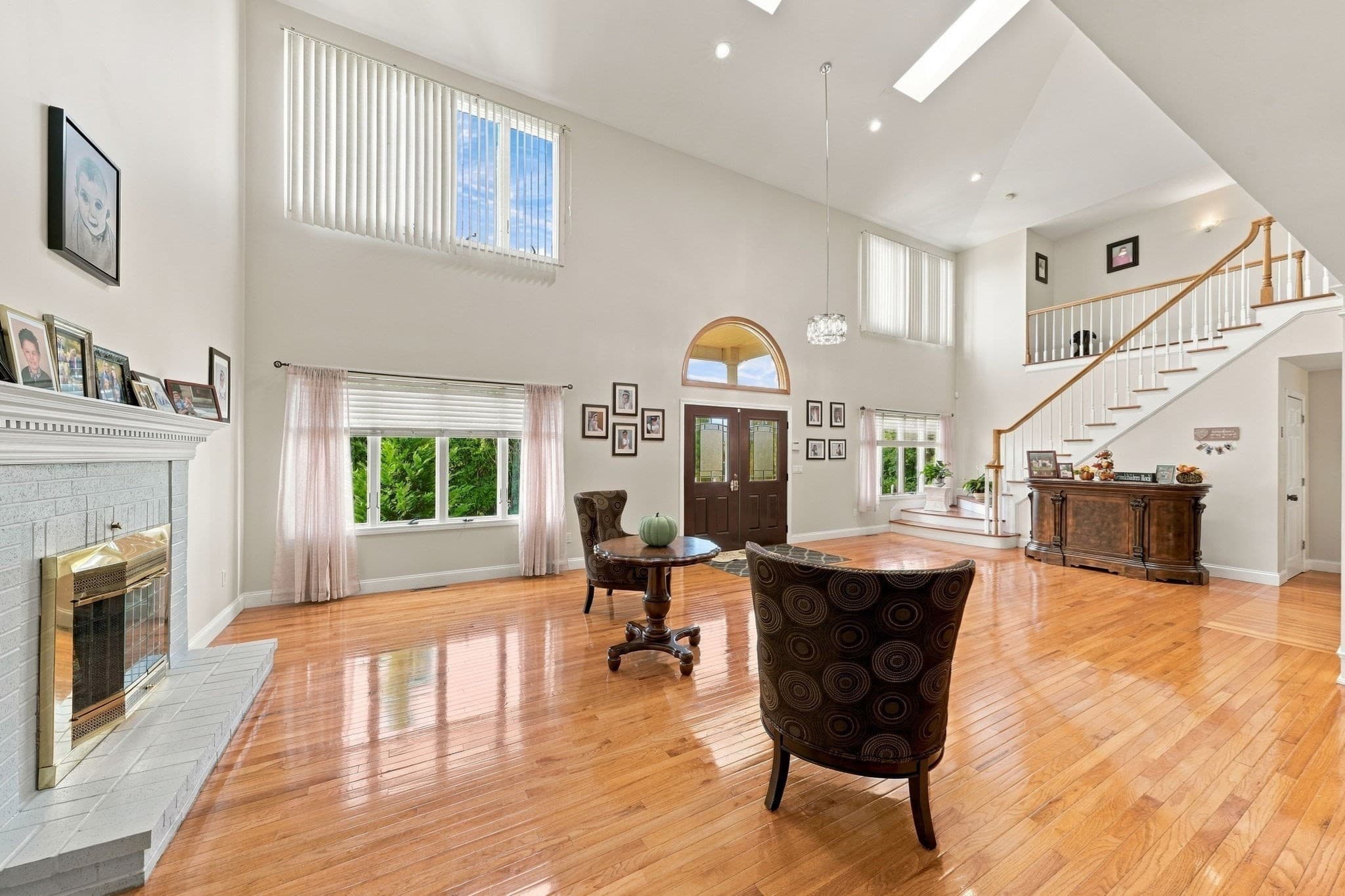 Single Family Residence at 35 Striper Cir, Dartmouth MA 02747, Dartmouth, photo 4 of 39