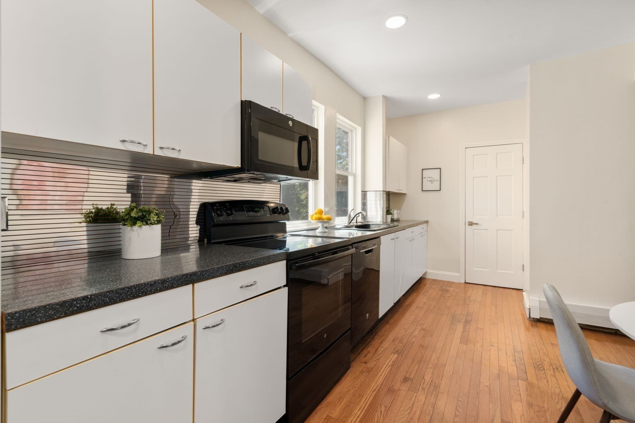 Condominium at 89-91 St. Paul St. # 2, Brookline MA 02446, Brookline, photo 12 of 37
