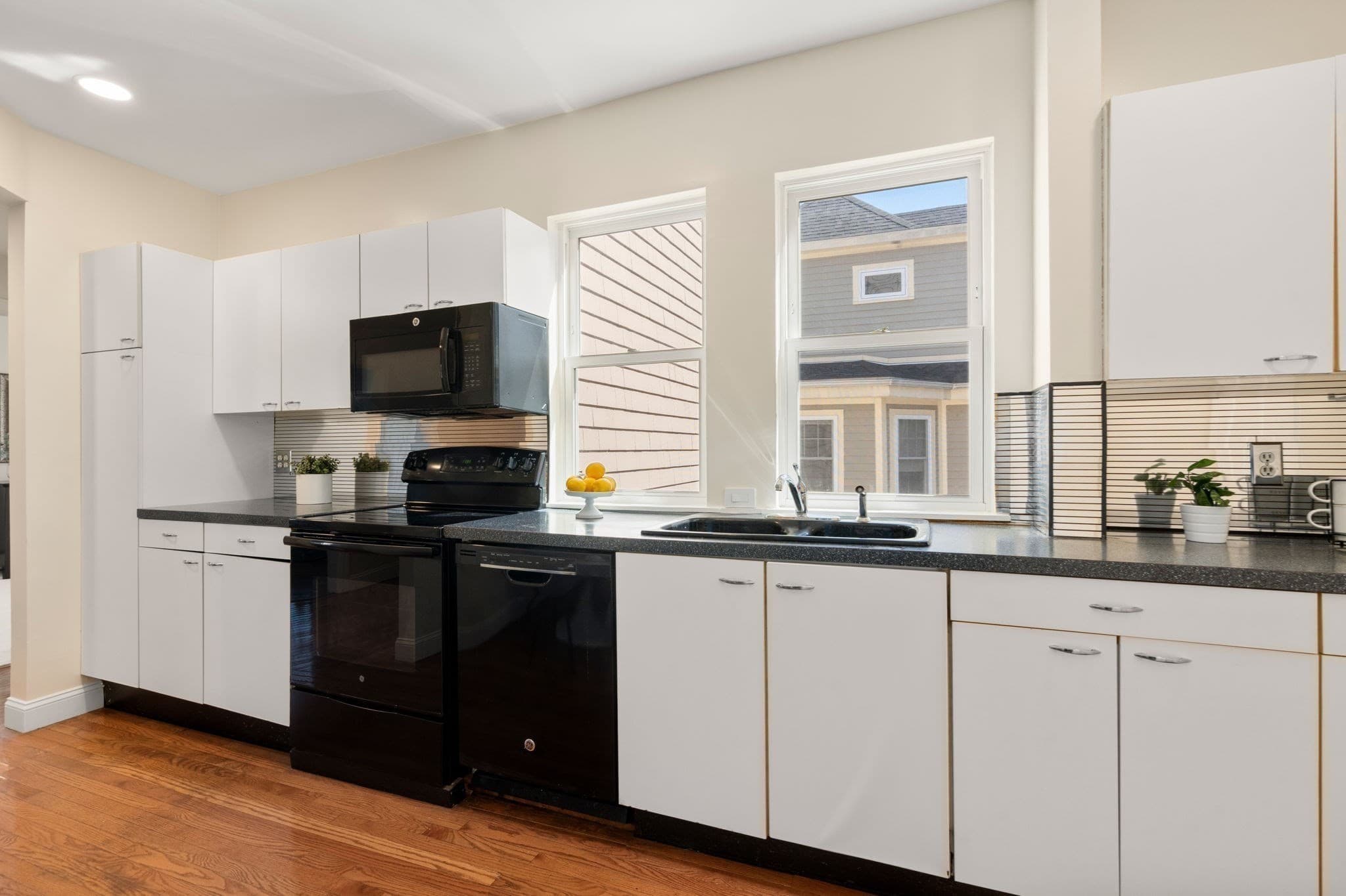 Condominium at 89-91 St. Paul St. # 2, Brookline MA 02446, Brookline, photo 14 of 37