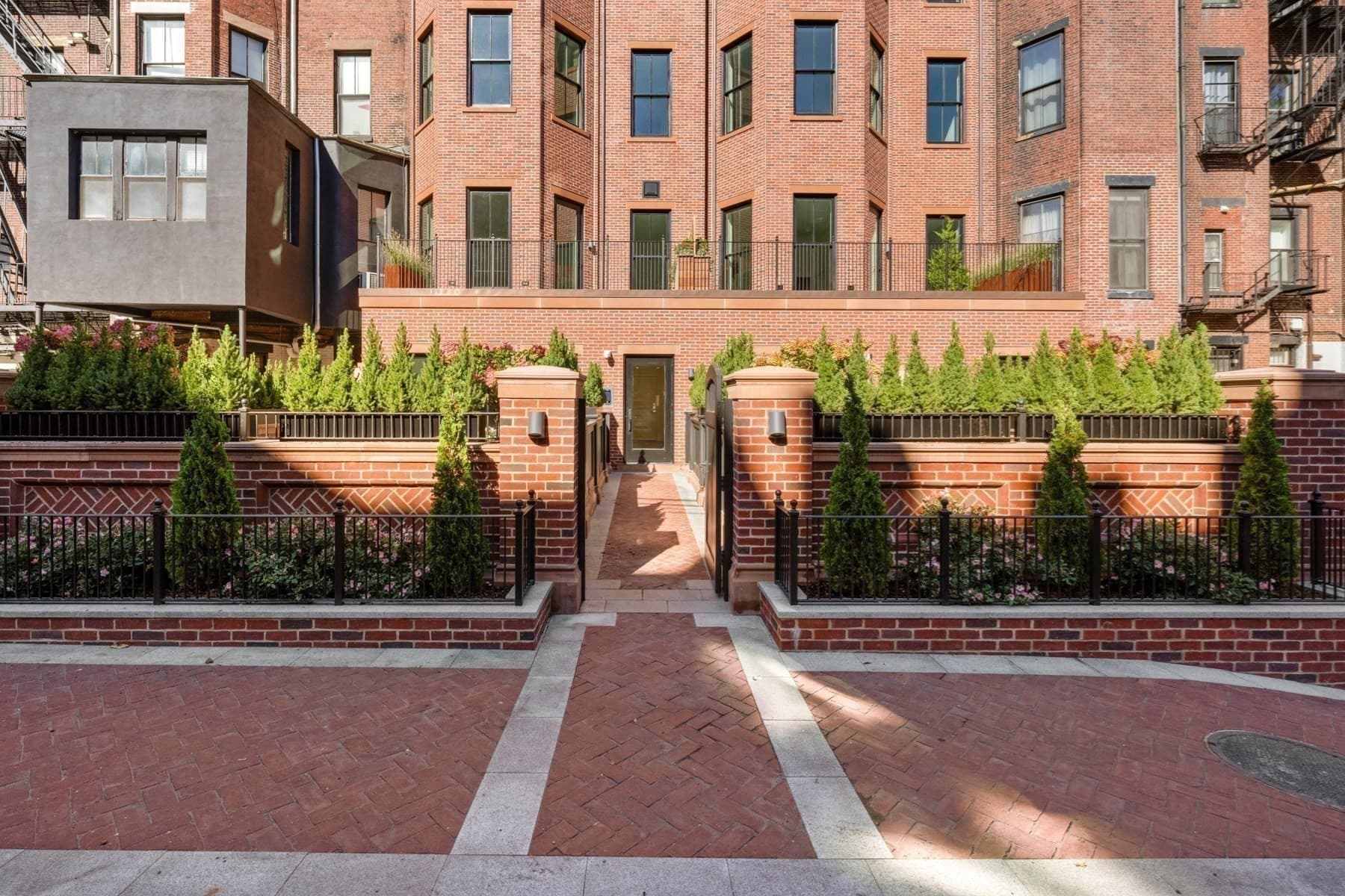 Condominium at 262 Commonwealth Ave # 1A, Boston MA 02116, Boston, photo 33 of 40
