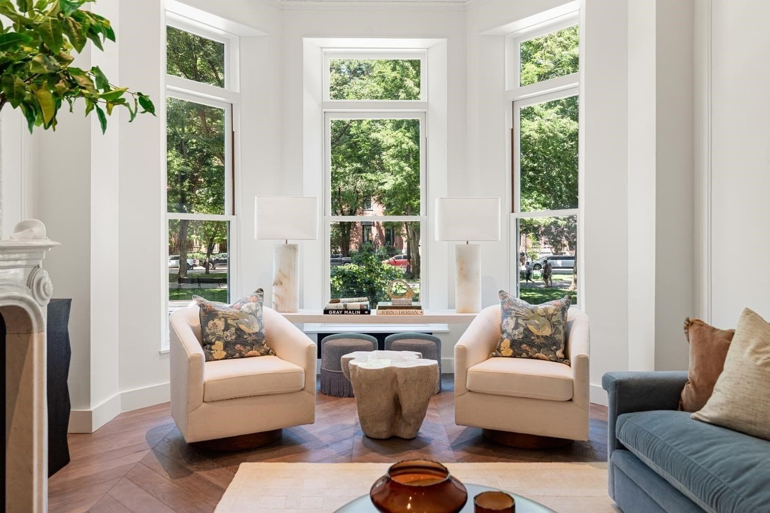 262 Commonwealth Ave # 1B, Boston MA 02116