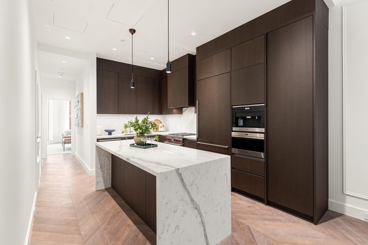 Condominium at 262 Commonwealth Ave # 1B, Boston MA 02116, Boston, photo 5 of 33