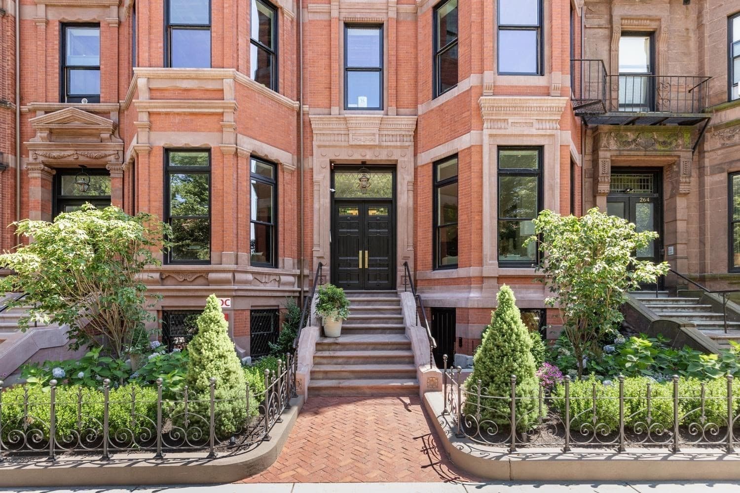 Condominium at 262 Commonwealth Ave # 1B, Boston MA 02116, Boston, photo 29 of 33