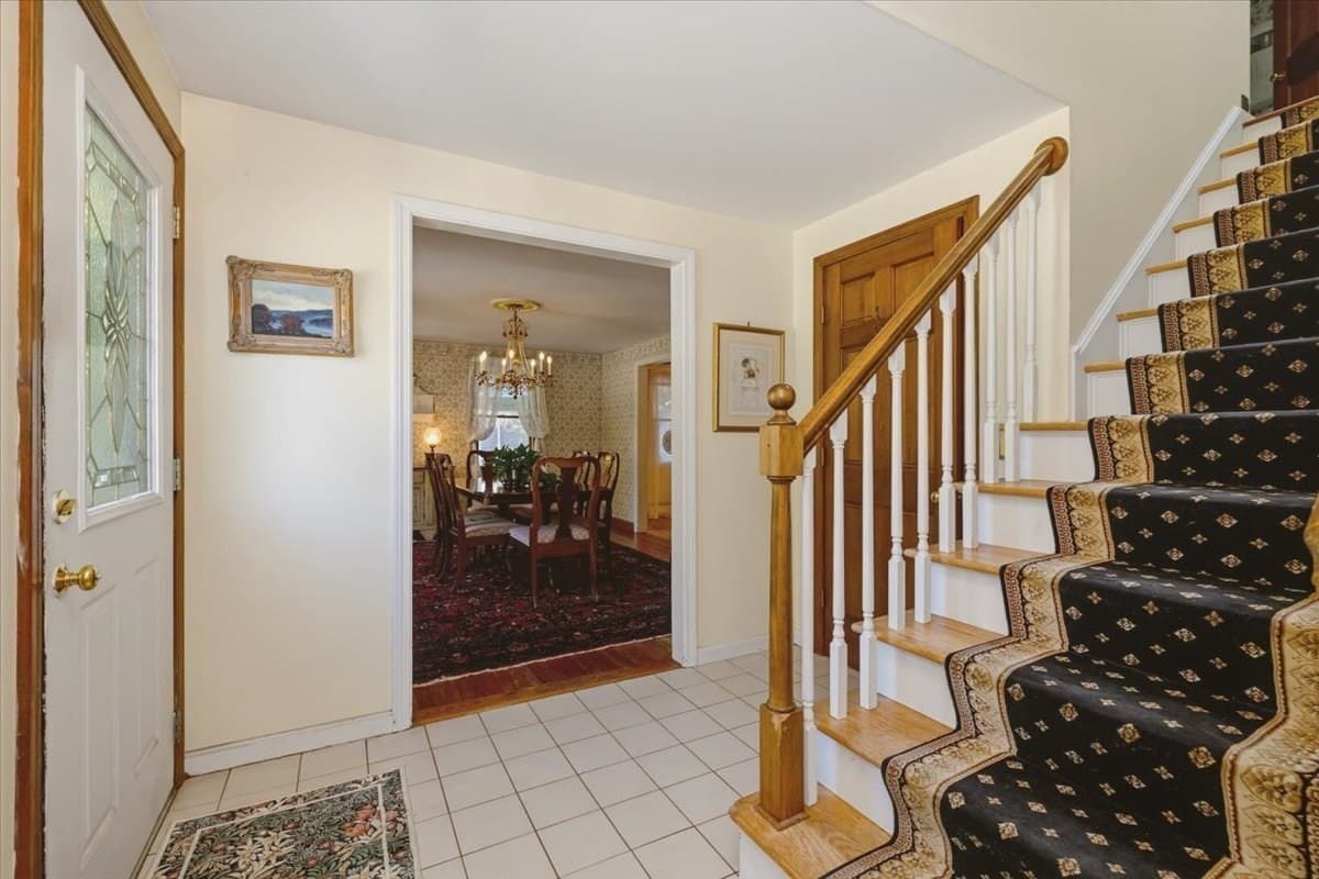 Single Family Residence at 4 Brierwood Ct, Gloucester MA 01930, Gloucester, photo 27 of 37