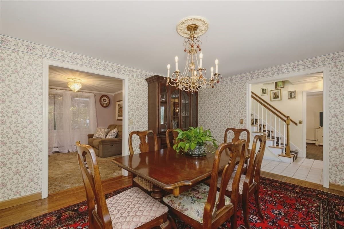 Single Family Residence at 4 Brierwood Ct, Gloucester MA 01930, Gloucester, photo 24 of 37