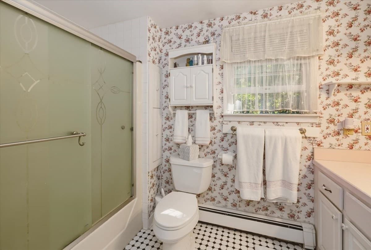 Single Family Residence at 4 Brierwood Ct, Gloucester MA 01930, Gloucester, photo 34 of 37