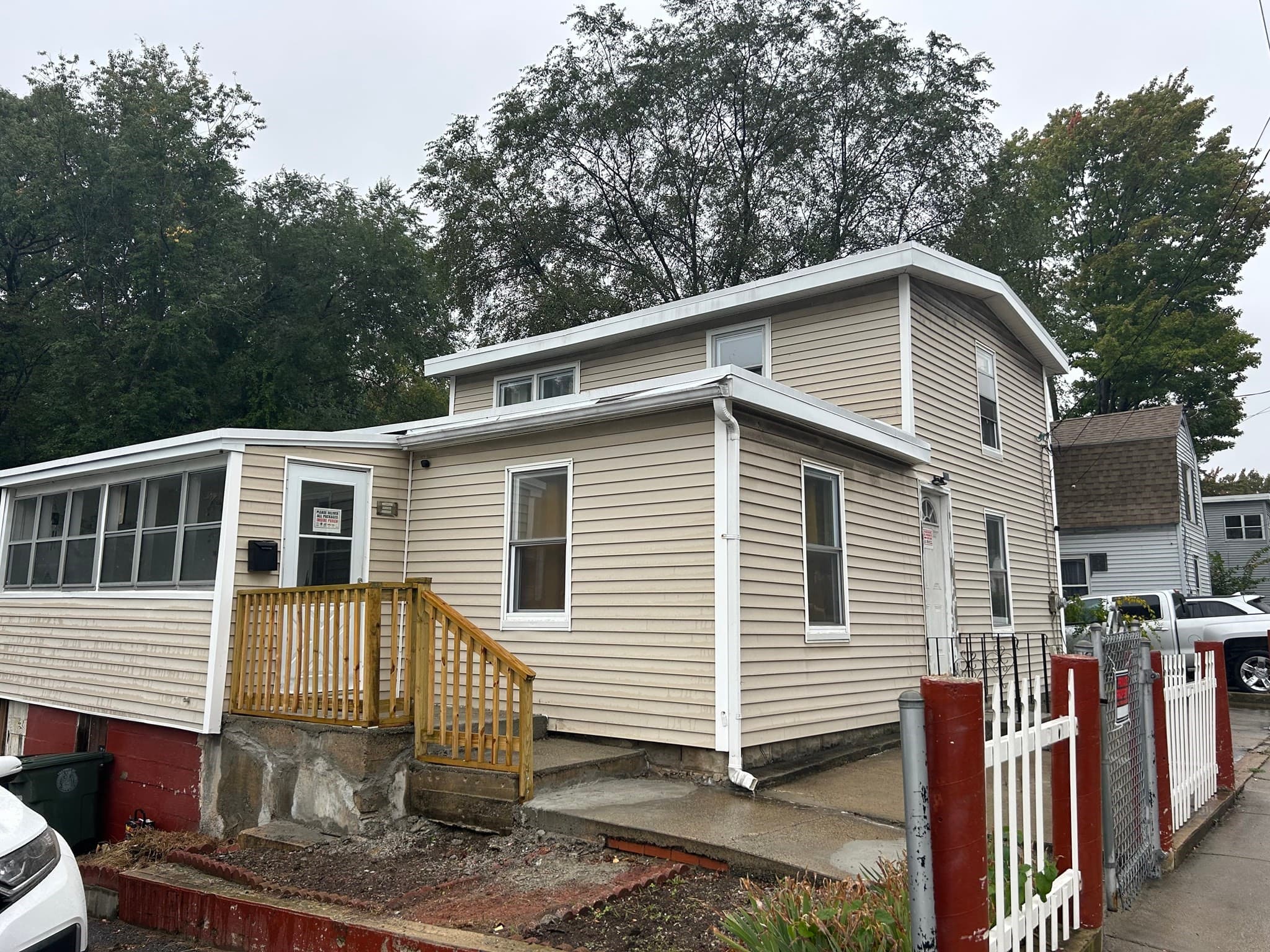 397 Mechanic St, Leominster MA 01453