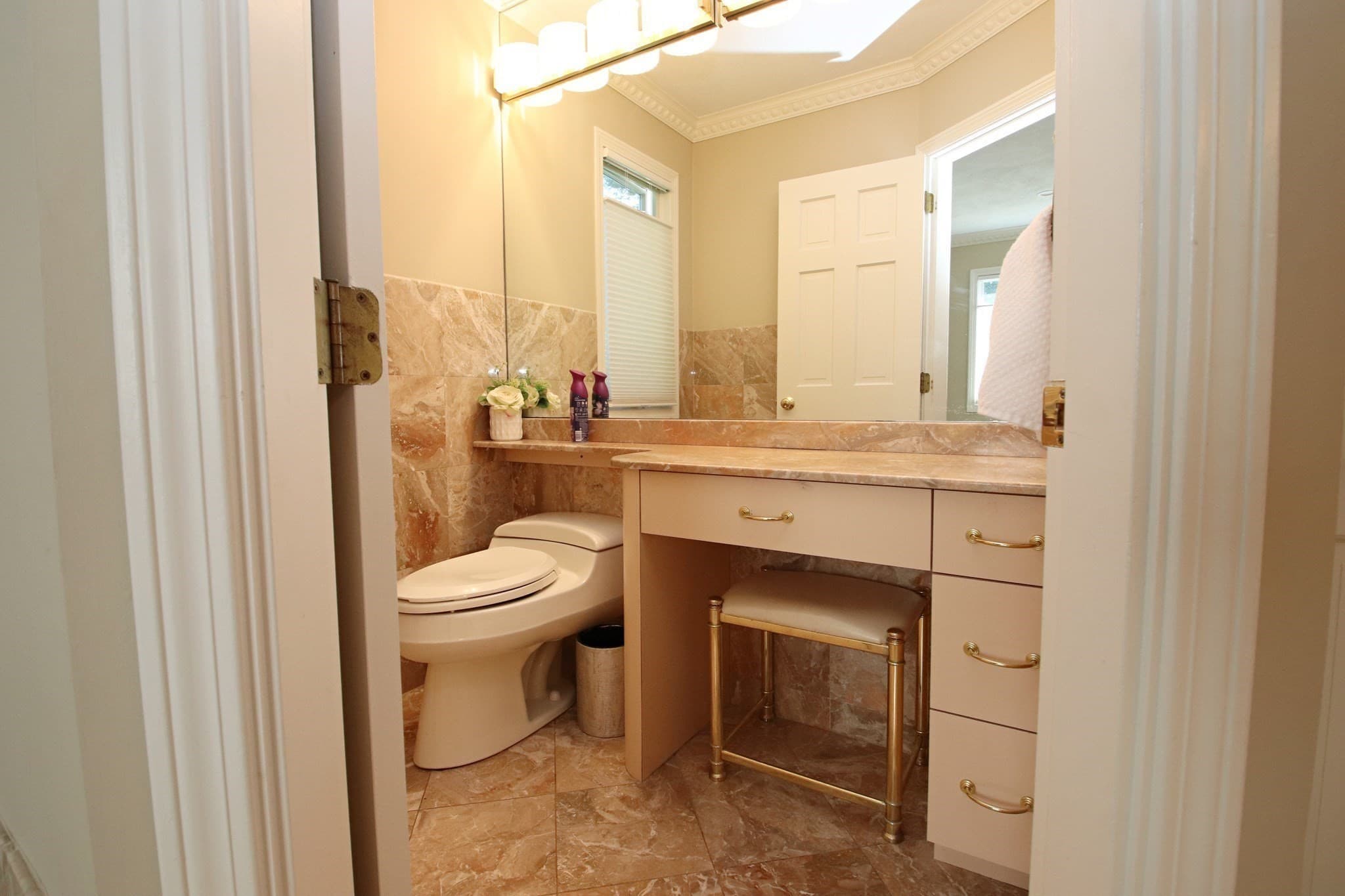 Single Family Residence at 14 Arrowhead Drive, Saugus MA 01906, Saugus, photo 19 of 42