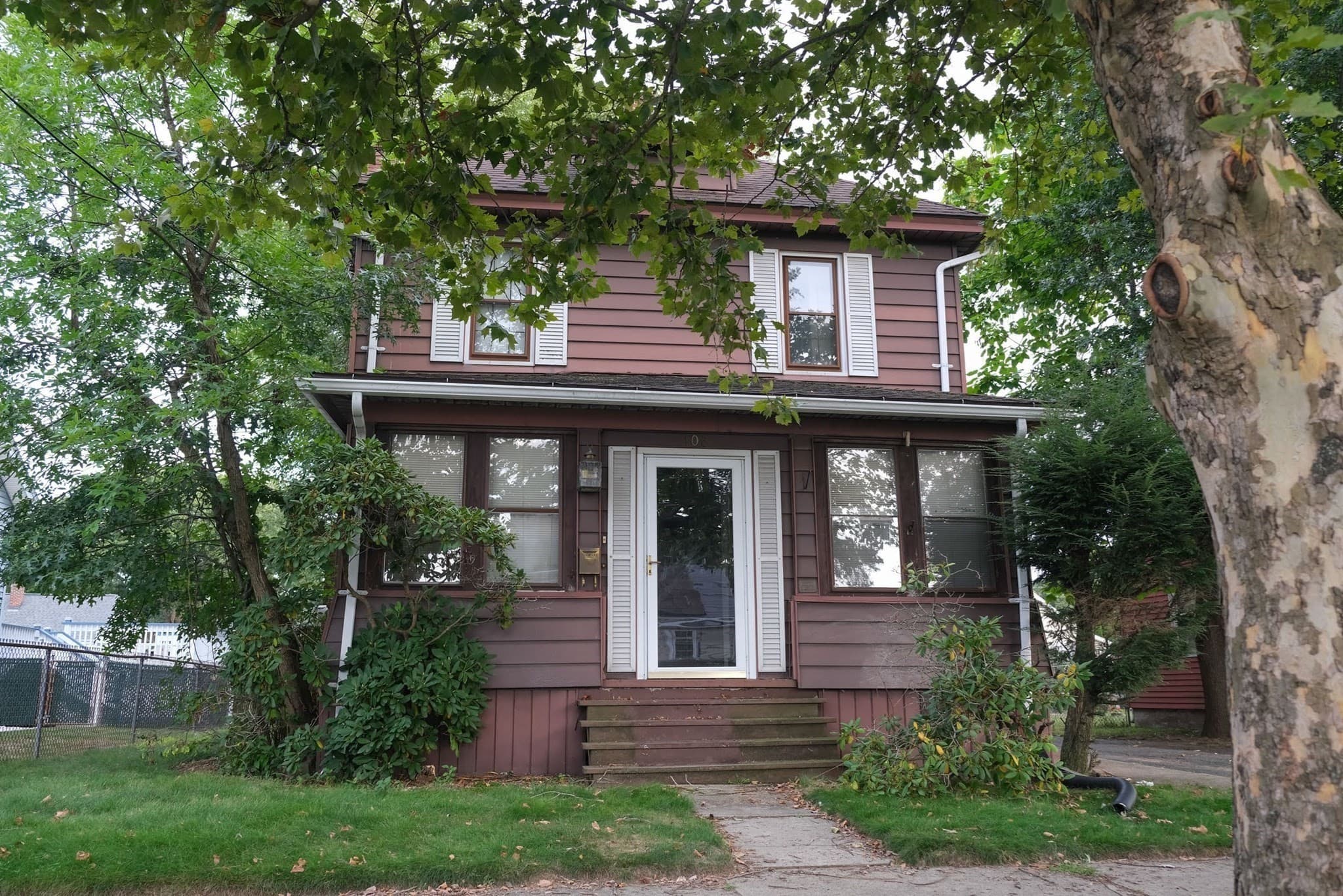 Single Family Residence at 103 Farnsworth St, Springfield MA 01107, Springfield, photo 2 of 23