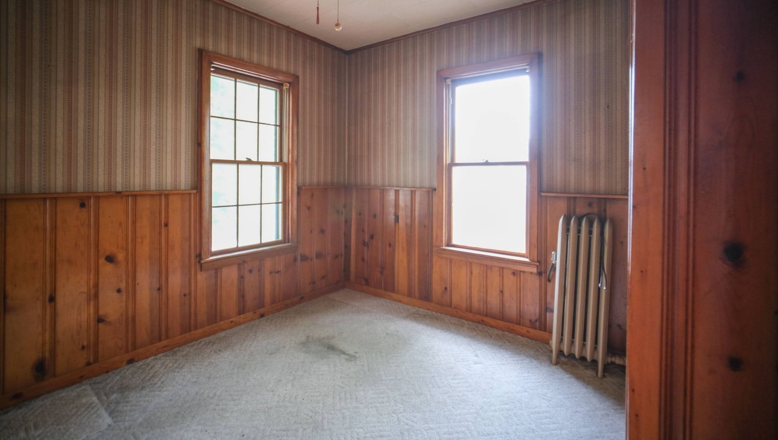 Single Family Residence at 103 Farnsworth St, Springfield MA 01107, Springfield, photo 15 of 23