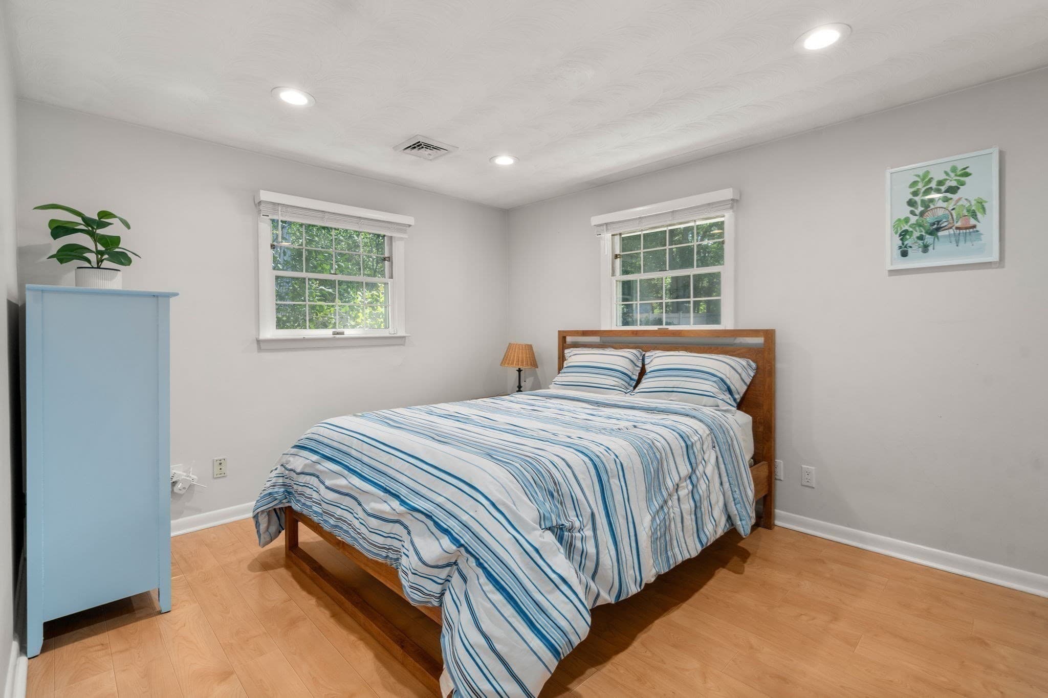 Single Family Residence at 60 Eaton Rd, Framingham MA 01701, Framingham, photo 20 of 30