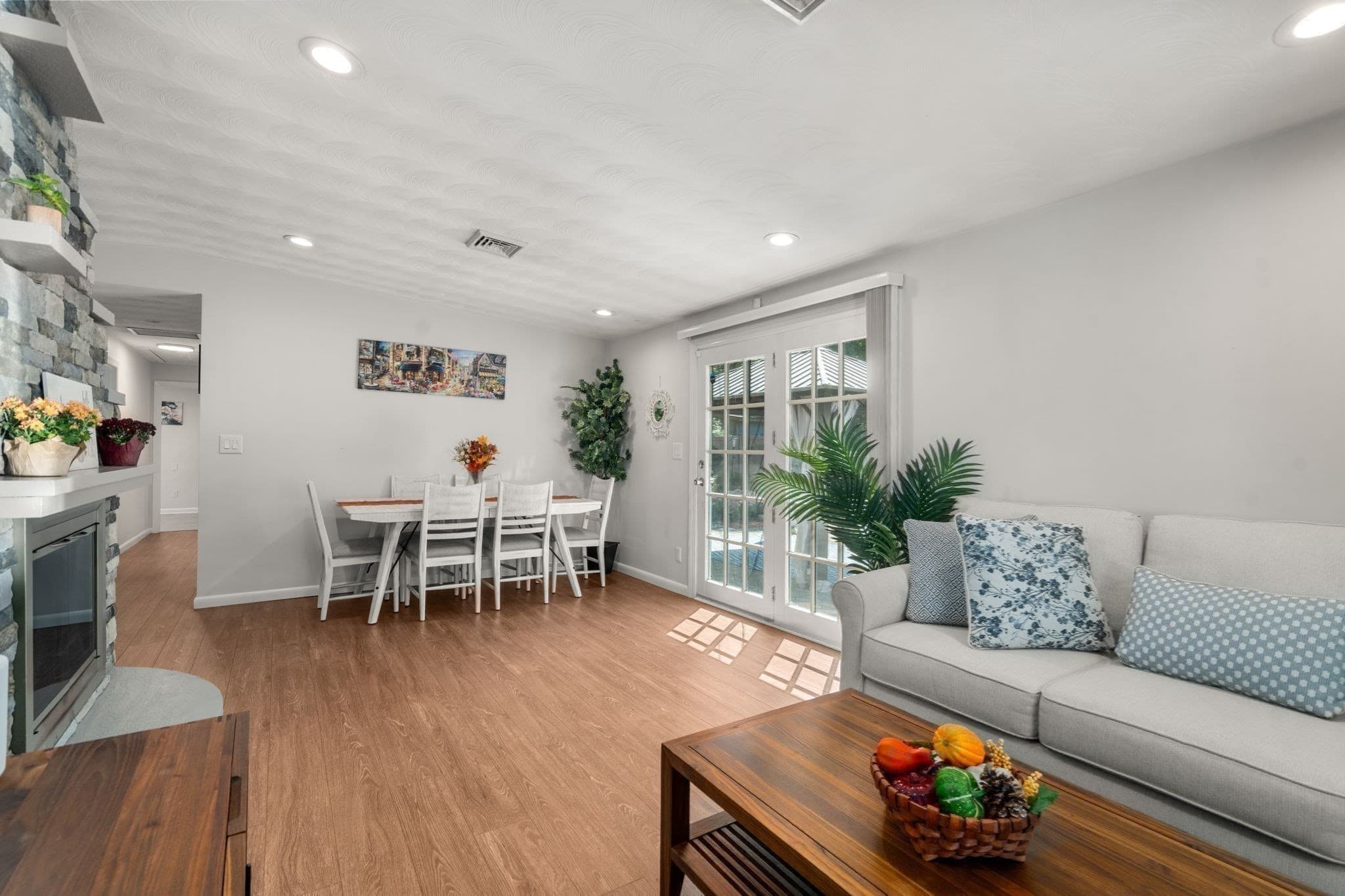 Single Family Residence at 60 Eaton Rd, Framingham MA 01701, Framingham, photo 15 of 30