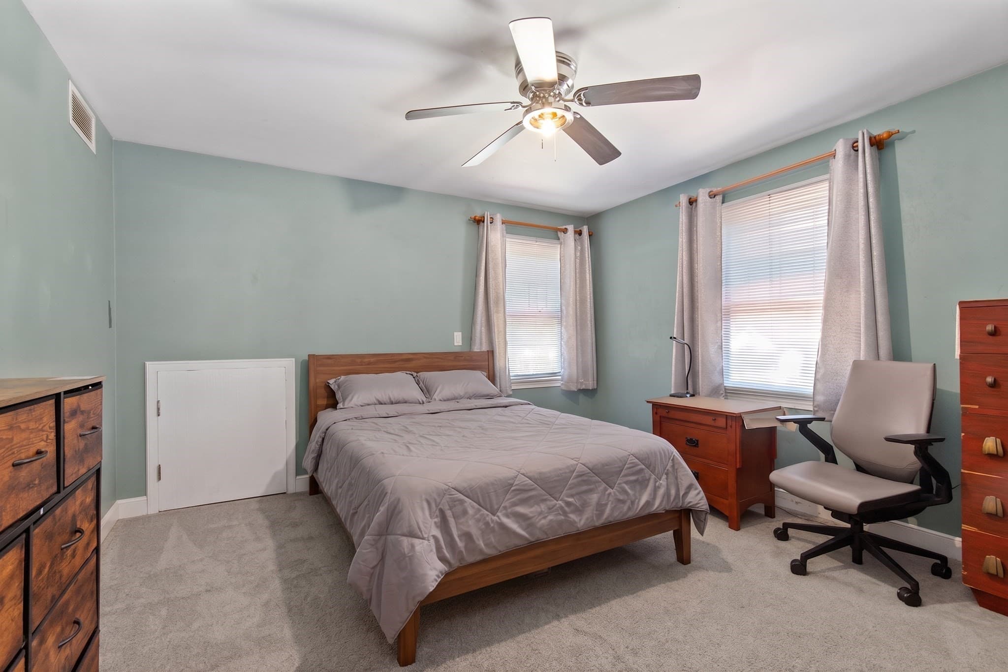 Single Family Residence at 159 Braemoor Rd, Brockton MA 02301, Brockton, photo 16 of 30