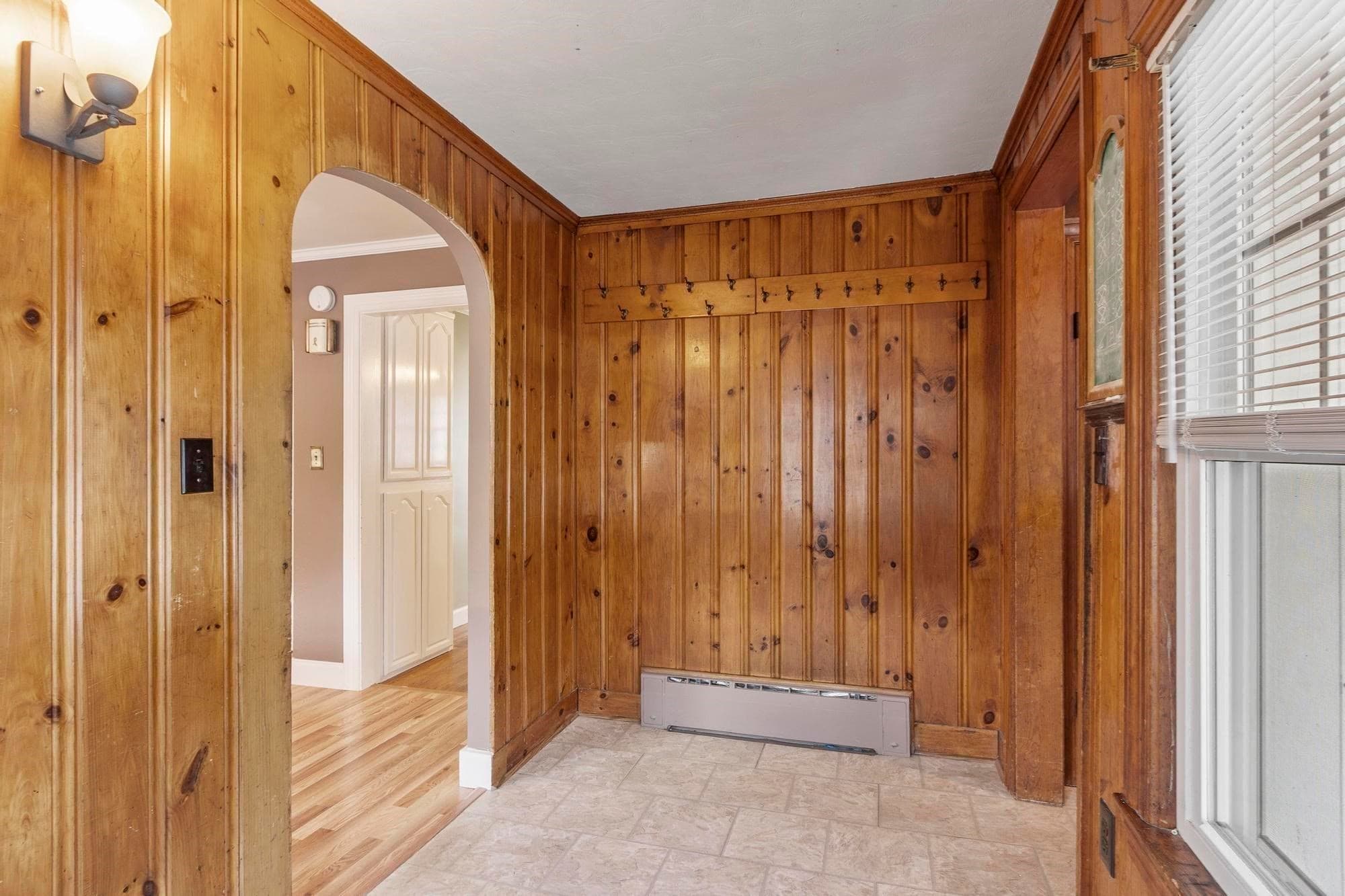 Single Family Residence at 173 Tenth St, Leominster MA 01453, Leominster, photo 15 of 35