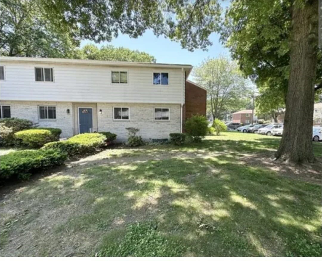 205 Bishop Dr # 205, Framingham MA 01702