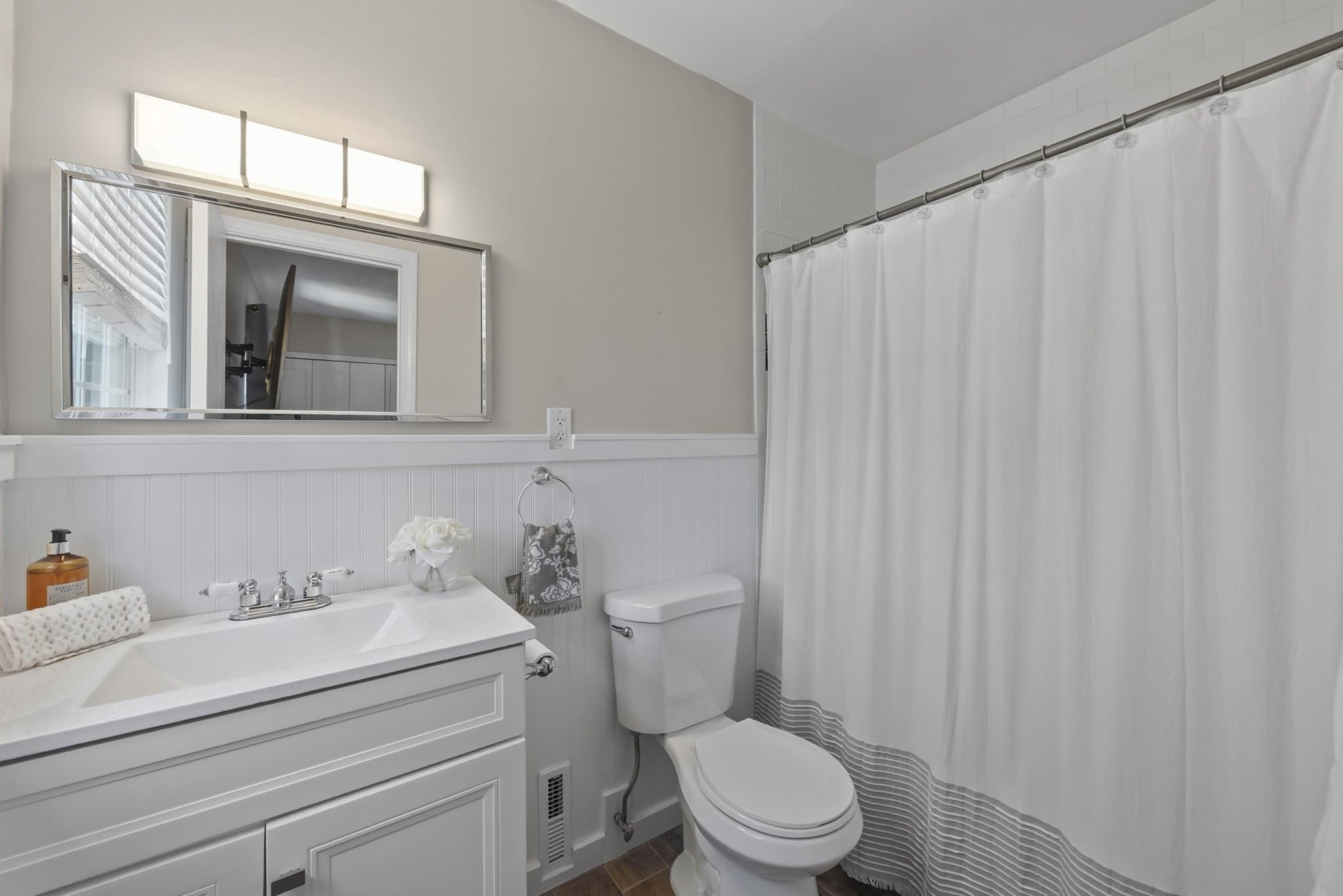 Condominium at 202 Windsor Drive # 202, Framingham MA 01701, Framingham, photo 19 of 35