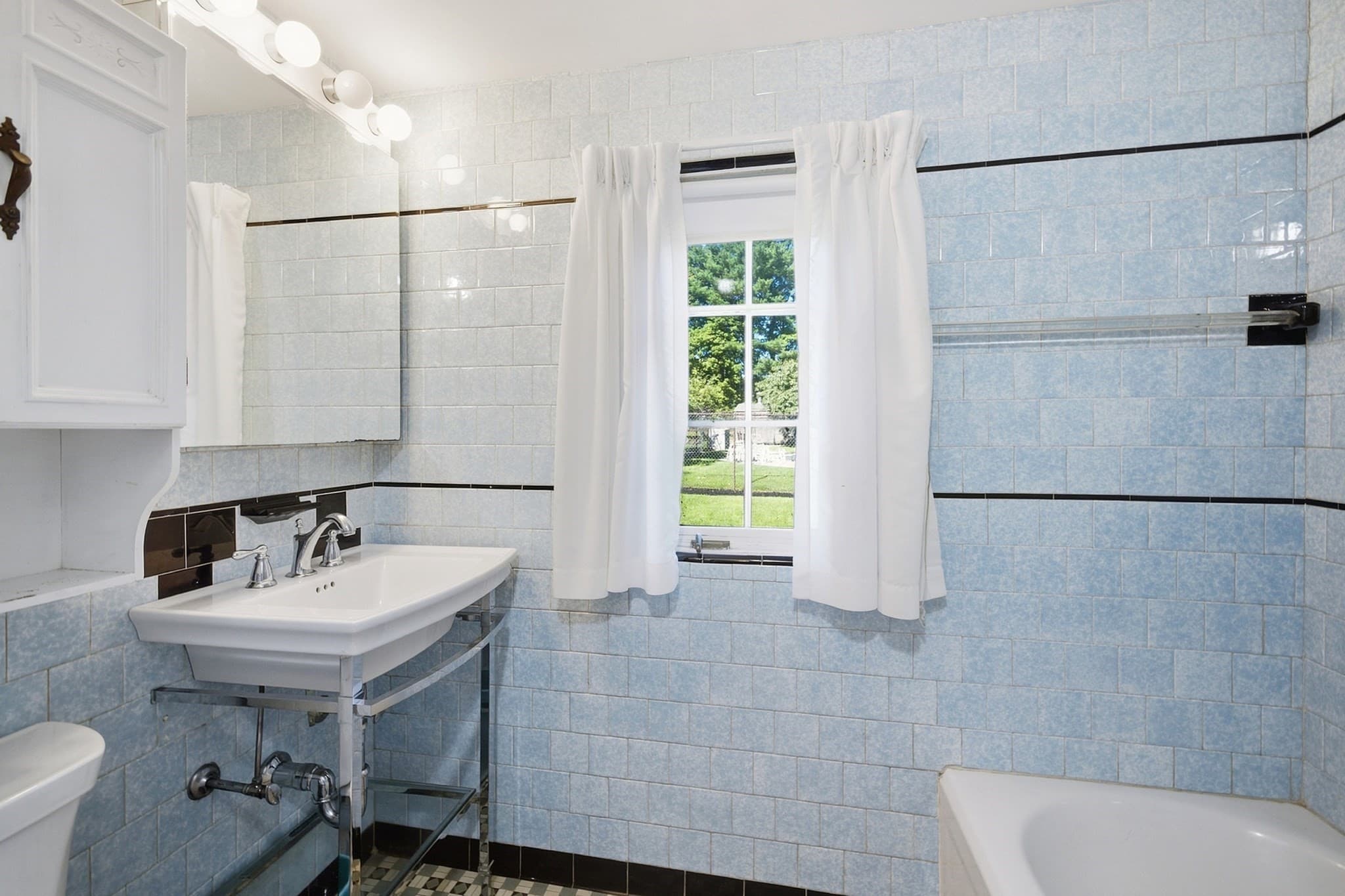 Single Family Residence at 35 Forest Street, Stoneham MA 02180, Stoneham, photo 16 of 42