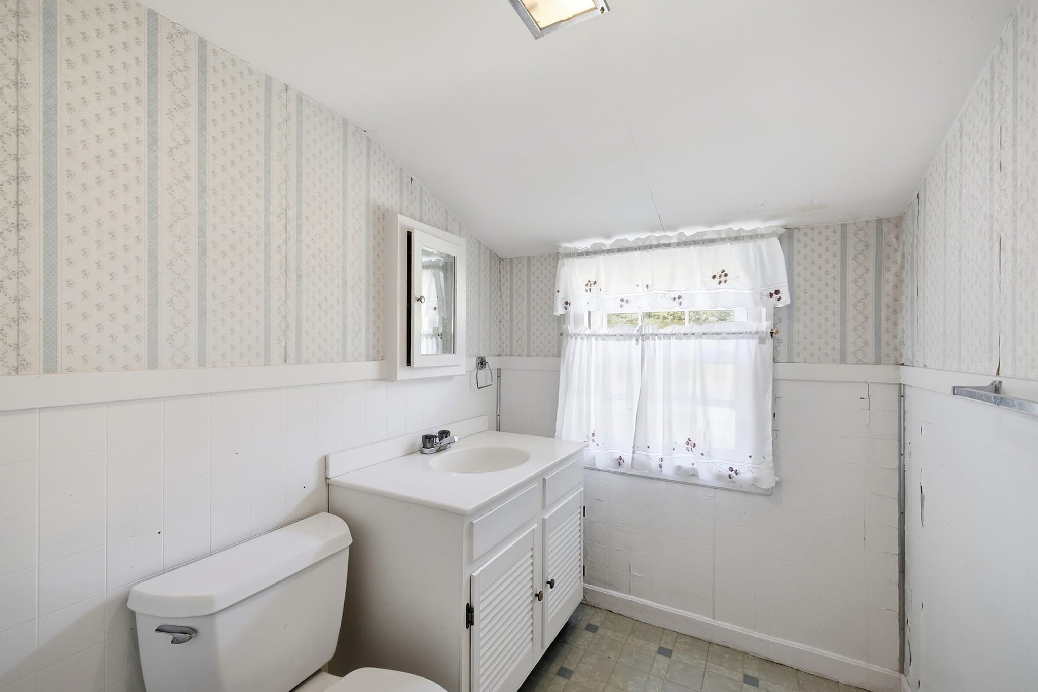 Single Family Residence at 35 Forest Street, Stoneham MA 02180, Stoneham, photo 21 of 42
