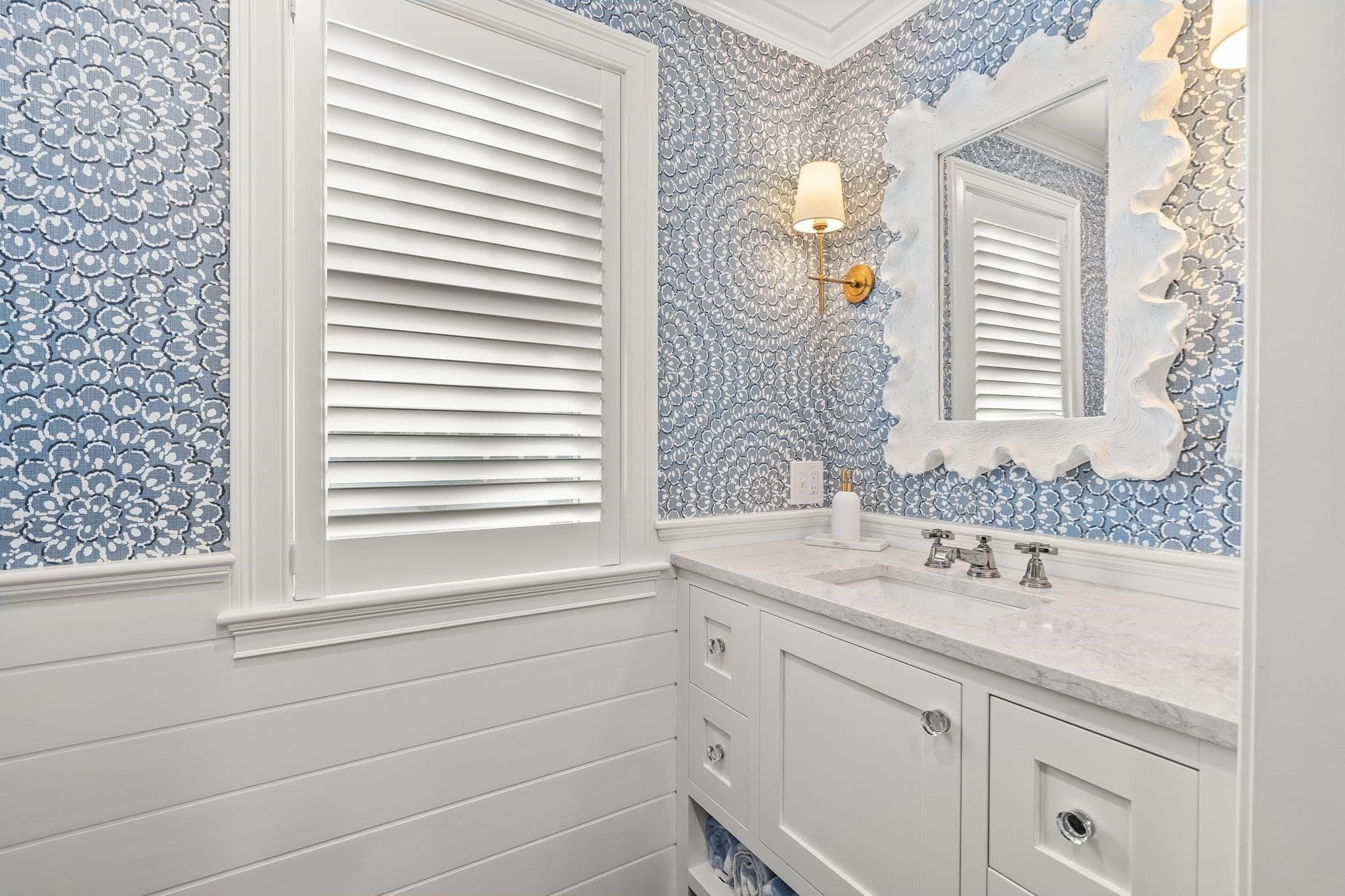 Single Family Residence at 31 Sevinor Rd, Marblehead MA 01945, Marblehead, photo 12 of 37
