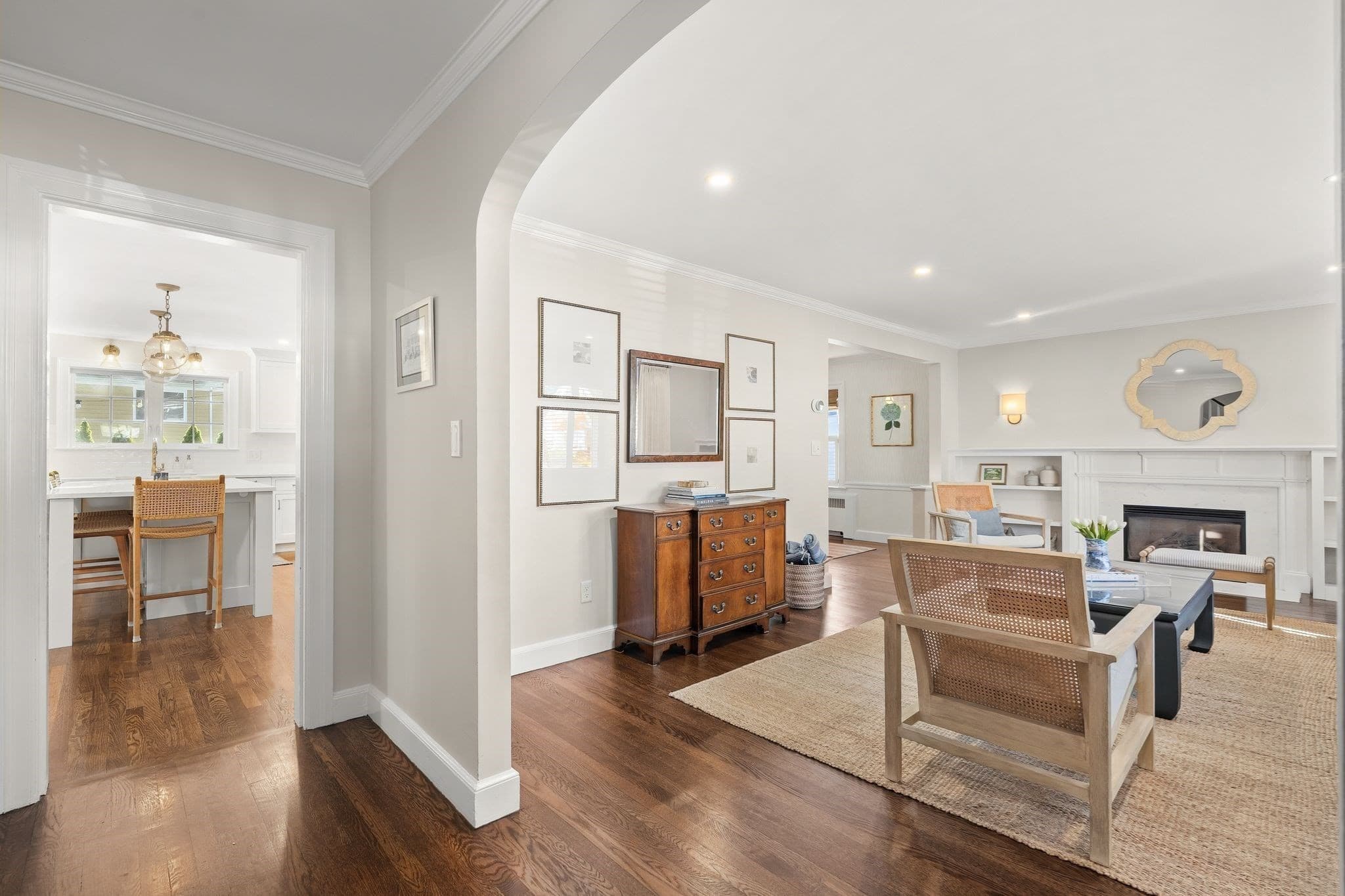 Single Family Residence at 31 Sevinor Rd, Marblehead MA 01945, Marblehead, photo 5 of 37