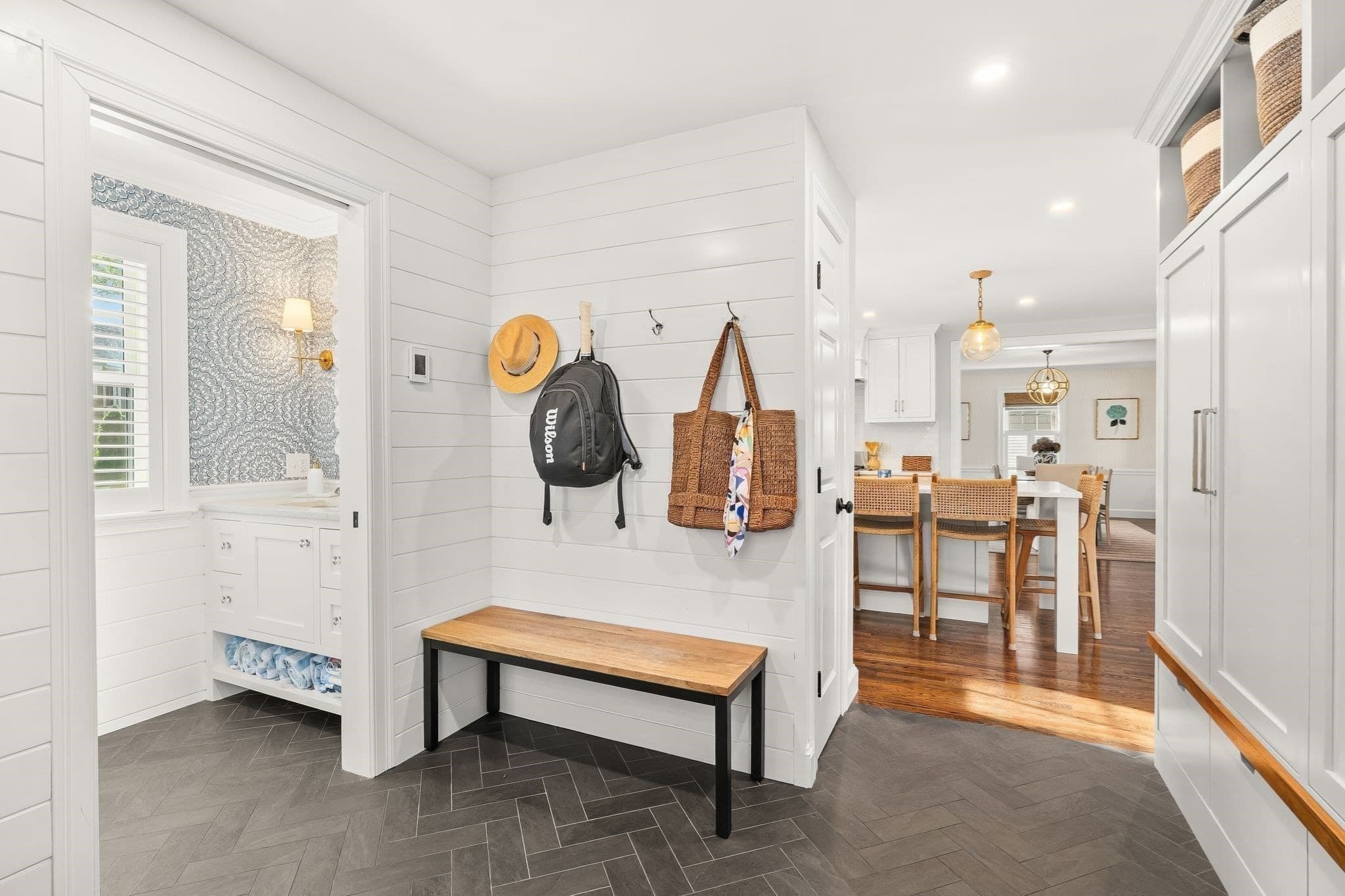 Single Family Residence at 31 Sevinor Rd, Marblehead MA 01945, Marblehead, photo 11 of 37