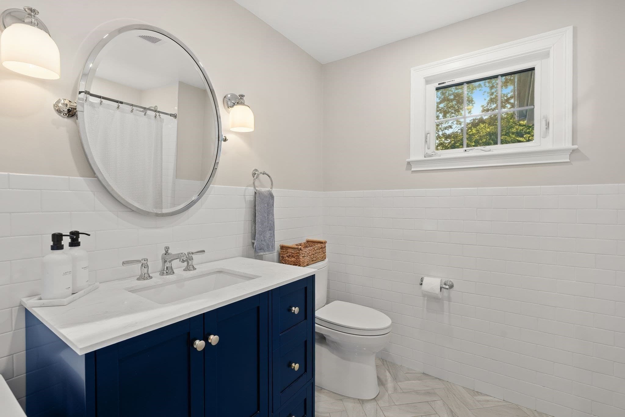 Single Family Residence at 31 Sevinor Rd, Marblehead MA 01945, Marblehead, photo 31 of 37
