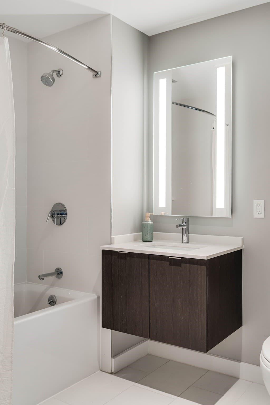 Condominium at 375 Canal St, Somerville MA 02145, Somerville, photo 26 of 36