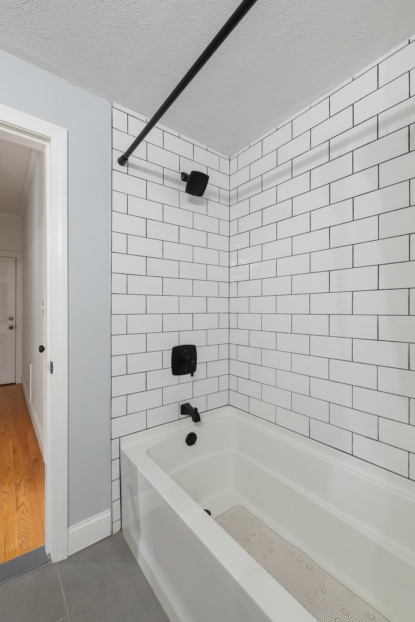 Condominium at 156 Adams St # 2, Waltham MA 02453, Waltham, photo 16 of 22
