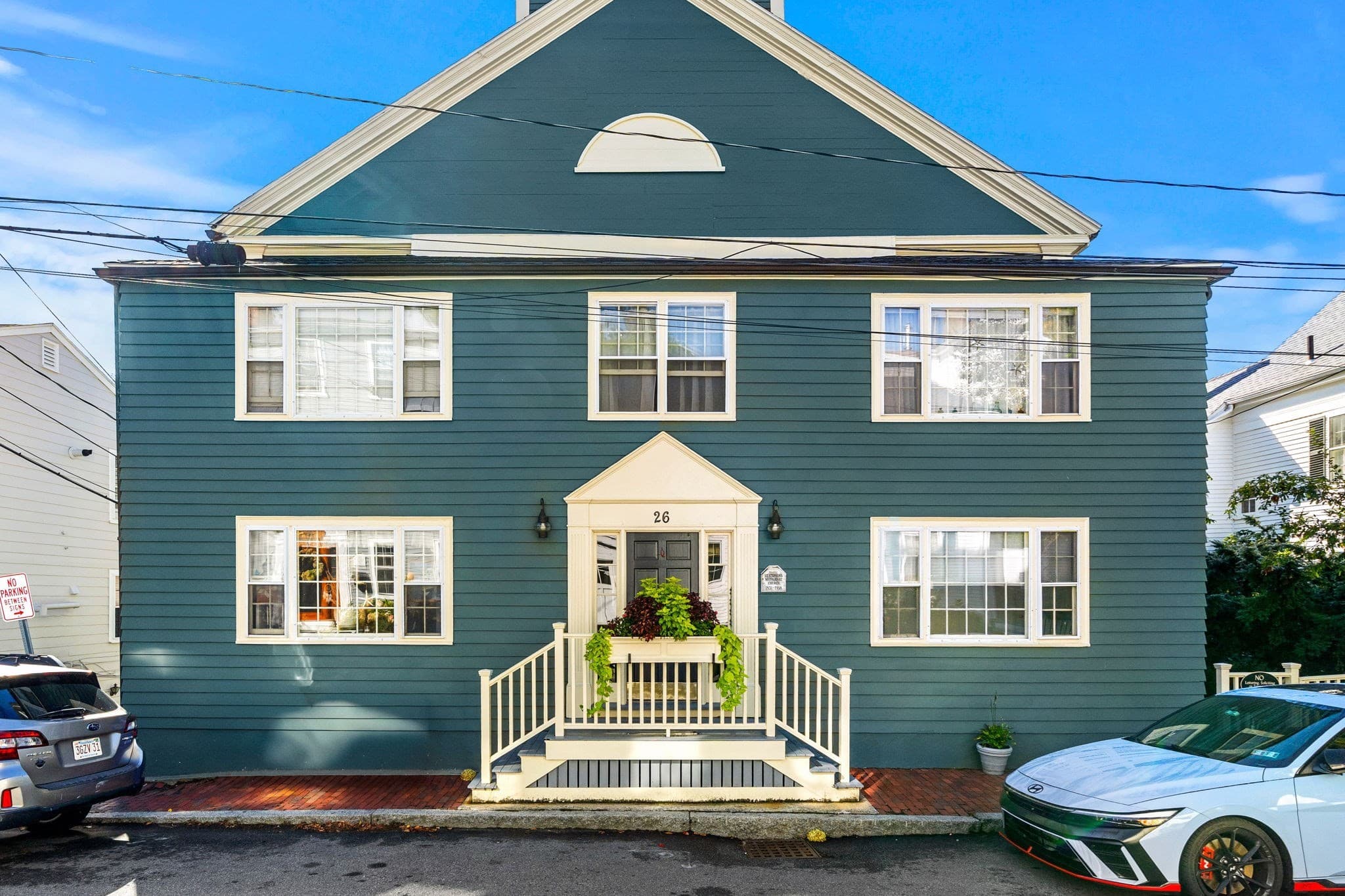26 Summer St # 5, Marblehead MA 01945