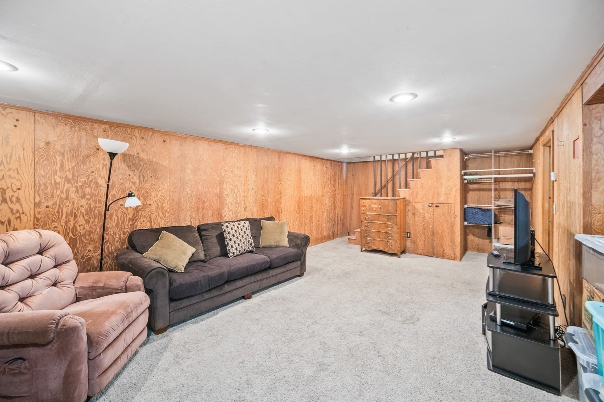Single Family Residence at 23 Pearson St, Chelmsford MA 01824, Chelmsford, photo 14 of 30