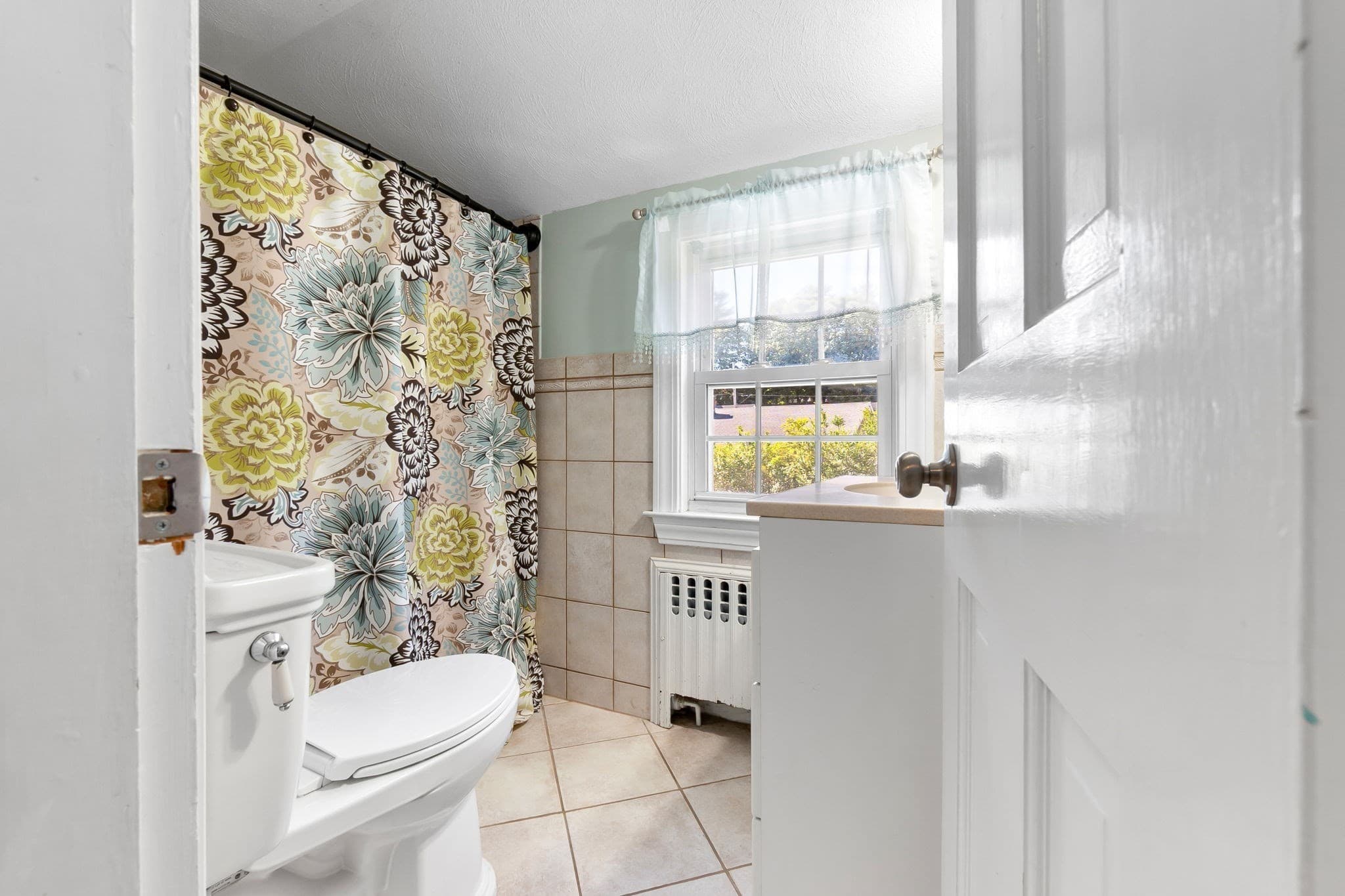 Single Family Residence at 15 Maple Valley Rd, Lynn MA 01904, Lynn, photo 19 of 40