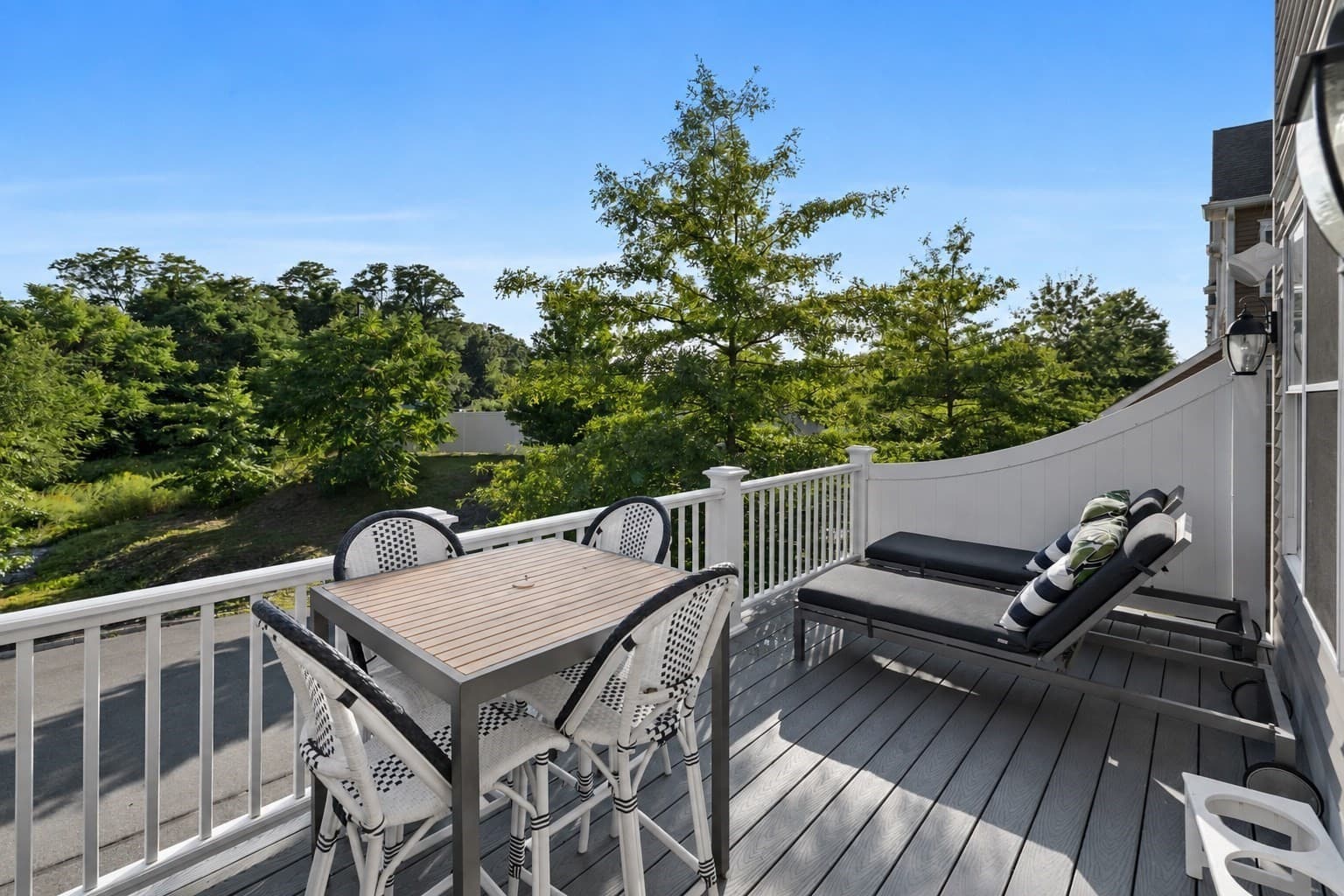 Condominium at 12 Grove St # 2, Waltham MA 02453, Waltham, photo 13 of 29
