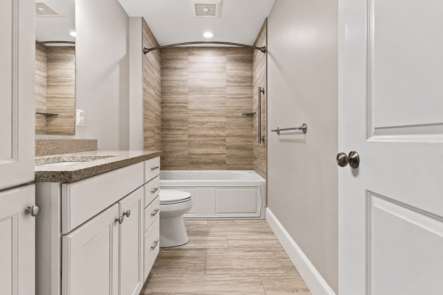 Condominium at 12 Grove St # 2, Waltham MA 02453, Waltham, photo 19 of 29