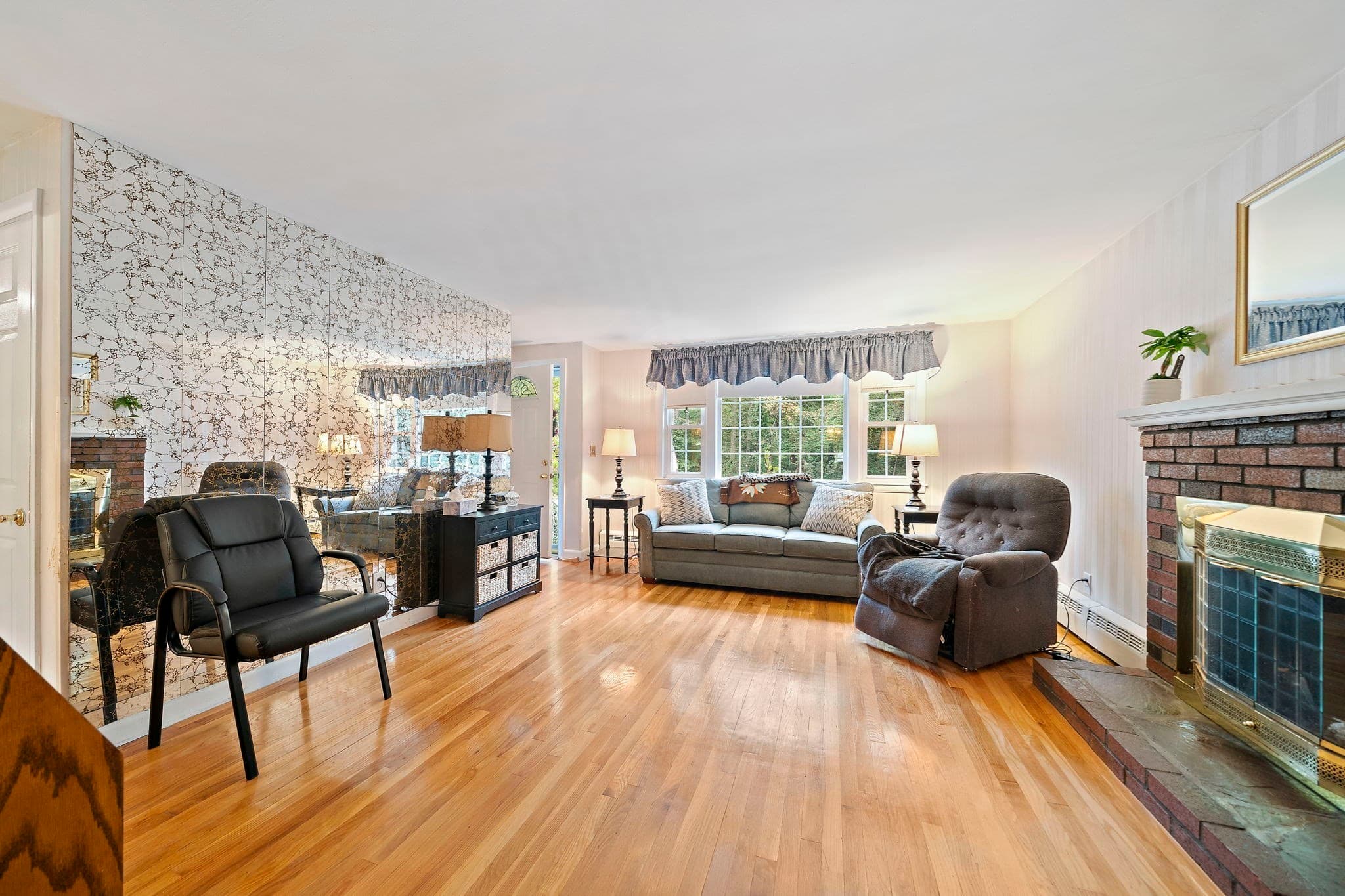 Single Family Residence at 305 Mill Street, Randolph MA 02368, Randolph, photo 2 of 27