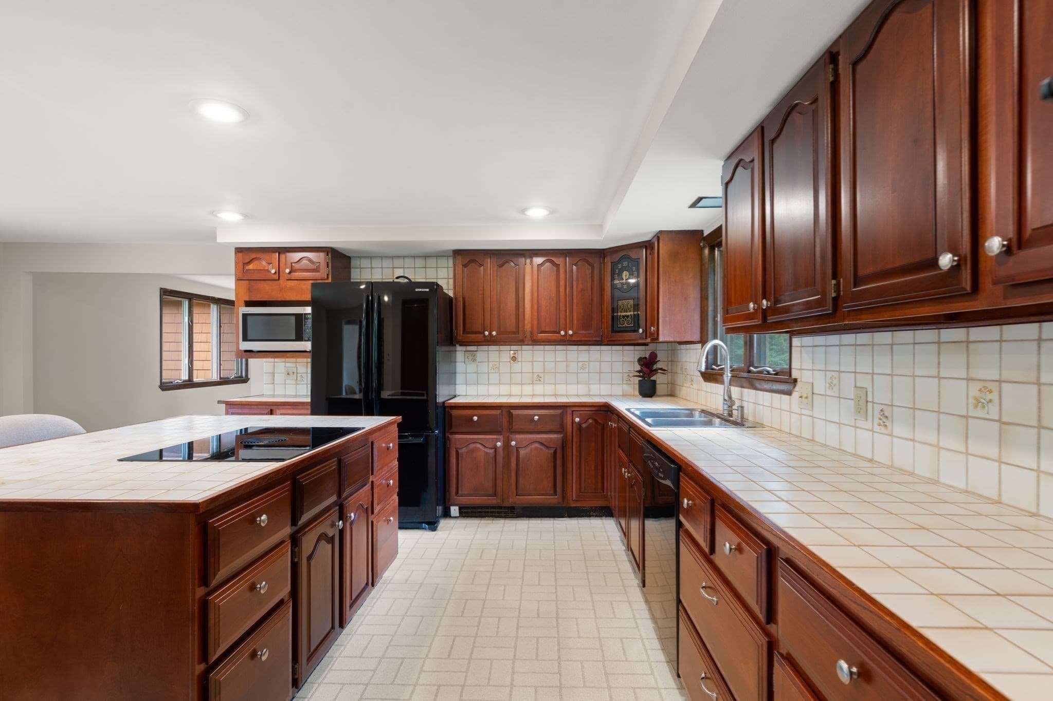 Single Family Residence at 444 Clapboardtree Street, Westwood MA 02090, Westwood, photo 8 of 34