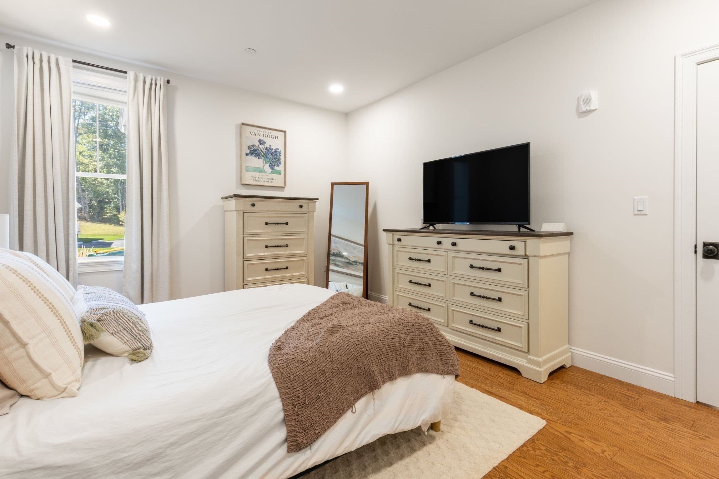 Condominium at 7 E Dexter Ave # 38, Woburn MA 01801, Woburn, photo 17 of 42