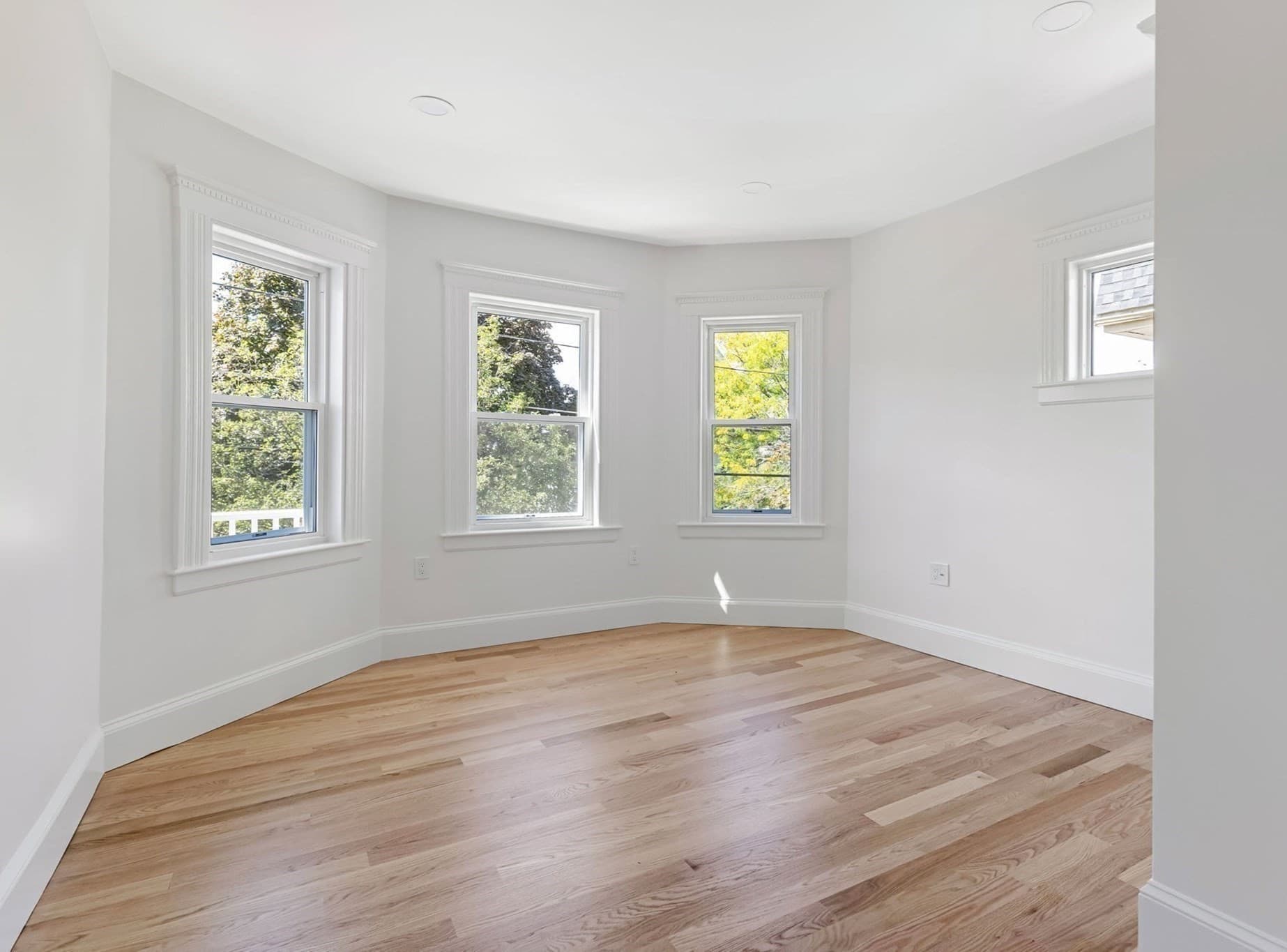 Condominium at 83-85 Kenmere # 2, Medford MA 02155, Medford, photo 11 of 24