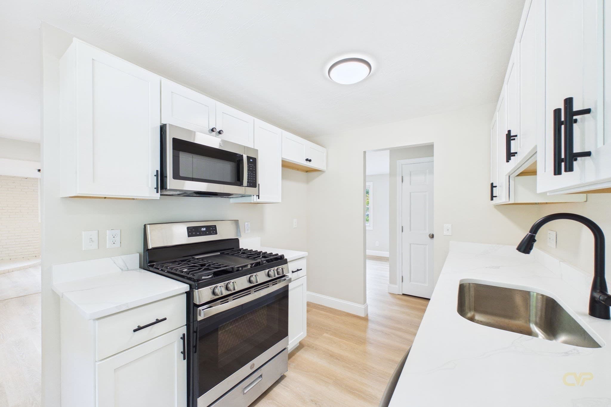 Single Family Residence at 169 Powderhorn Dr., Taunton MA 02780, Taunton, photo 6 of 30