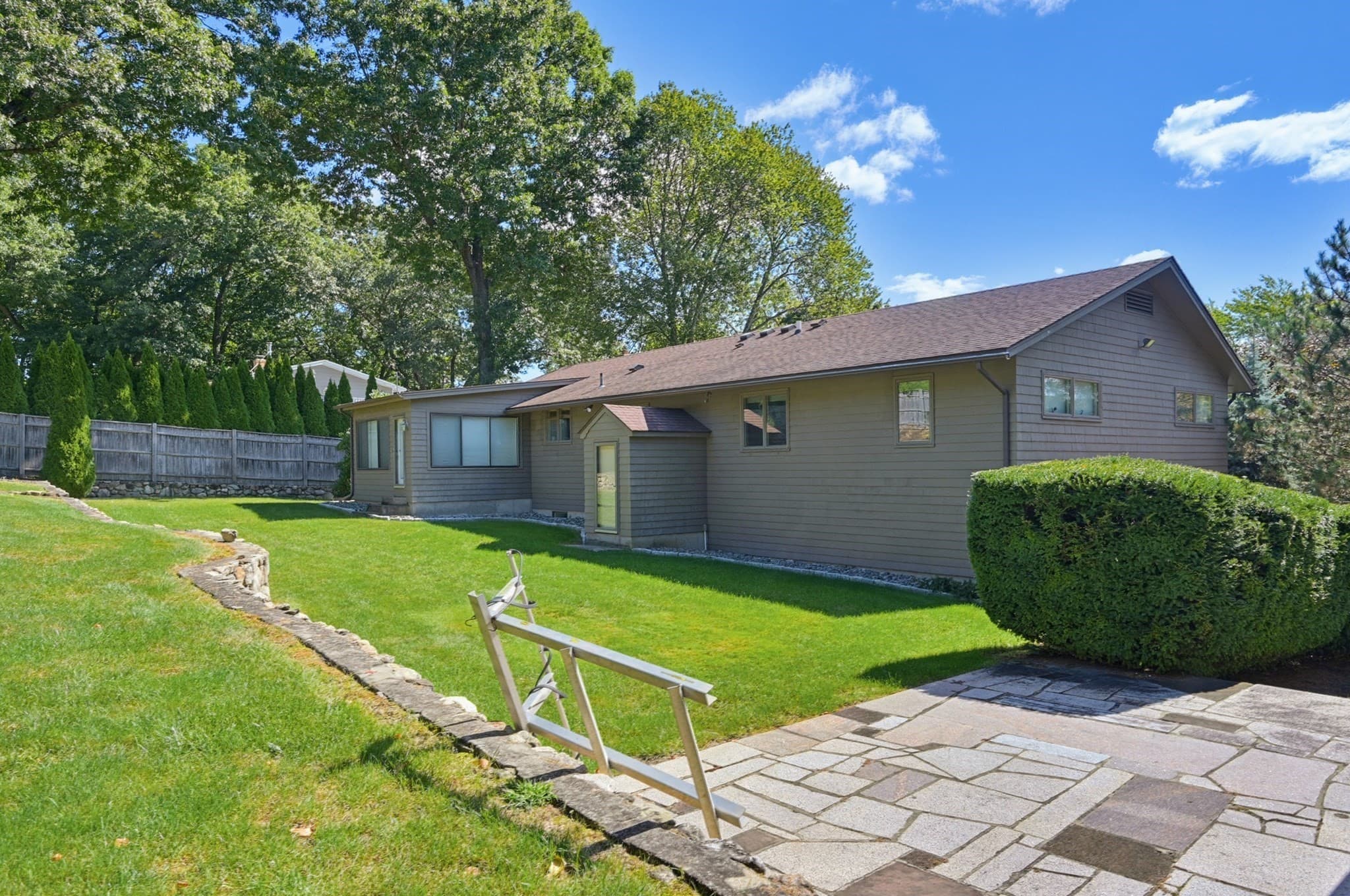 Single Family Residence at 29 Sayles Hill Rd, Lincoln RI 02838, Lincoln, photo 12 of 35