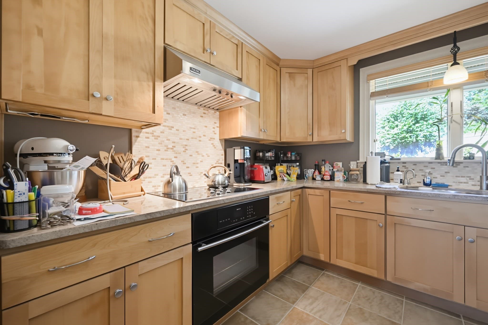 Single Family Residence at 29 Sayles Hill Rd, Lincoln RI 02838, Lincoln, photo 21 of 35