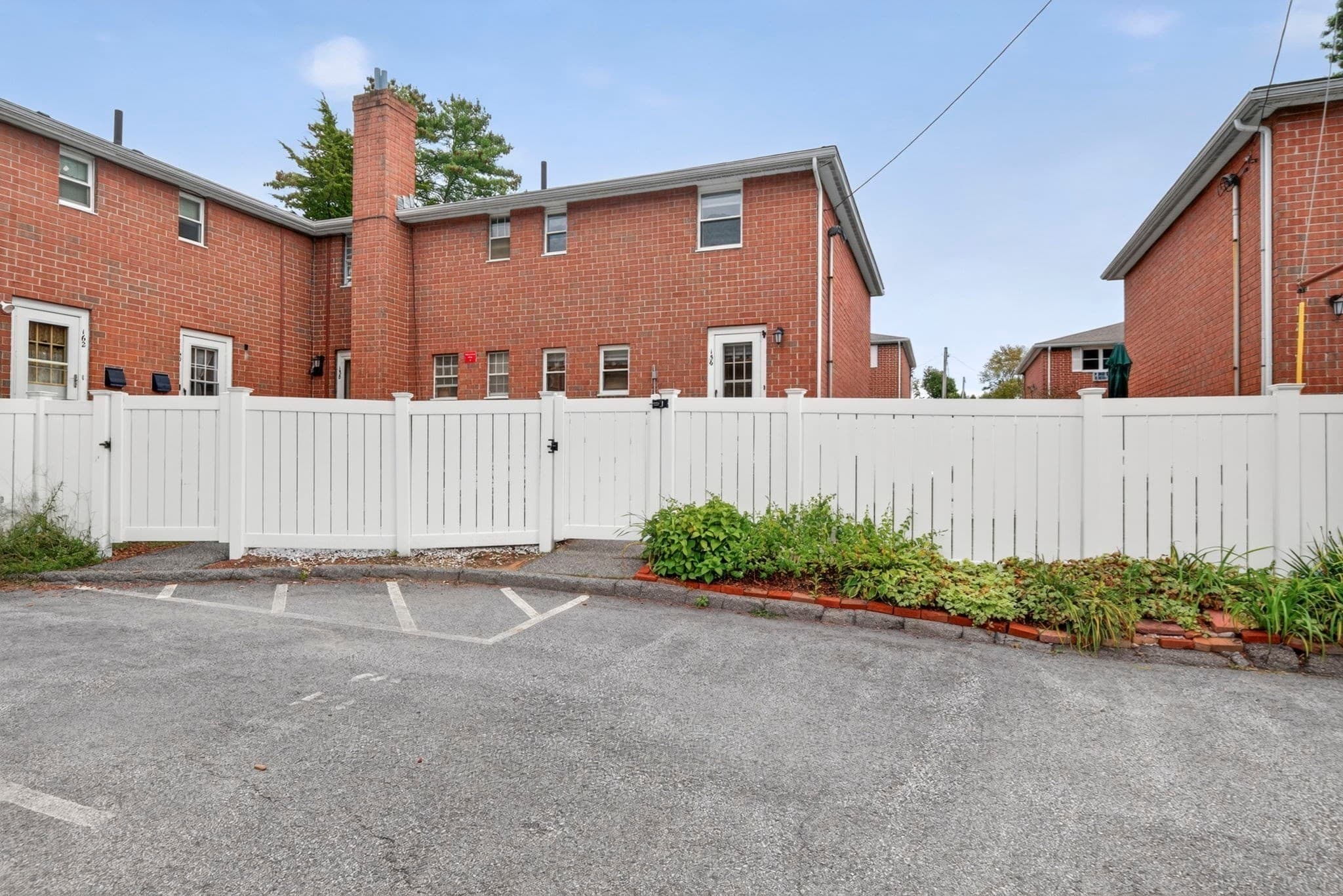 Condominium at 156 Kingston St # 156, North Andover MA 01845, North Andover, photo 32 of 33