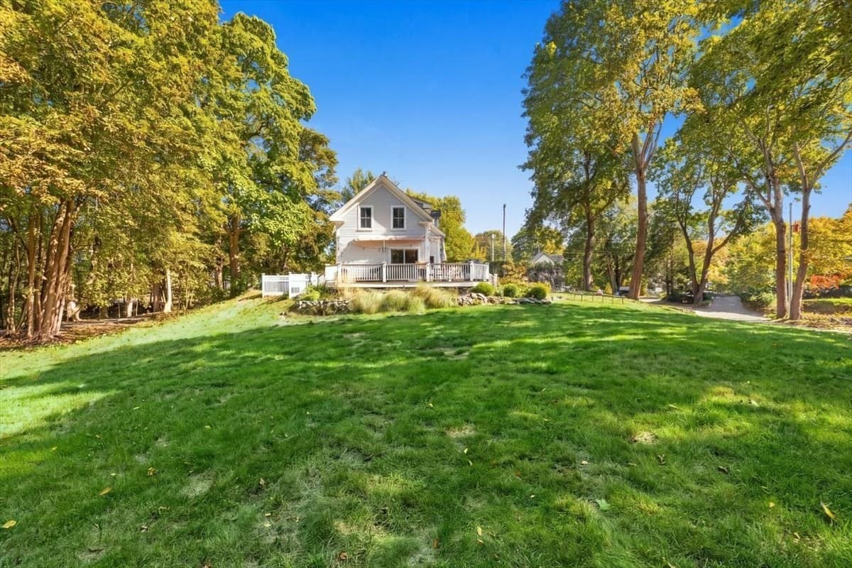 Single Family Residence at 137 Fort Hill St, Hingham MA 02043, Hingham, photo 27 of 33