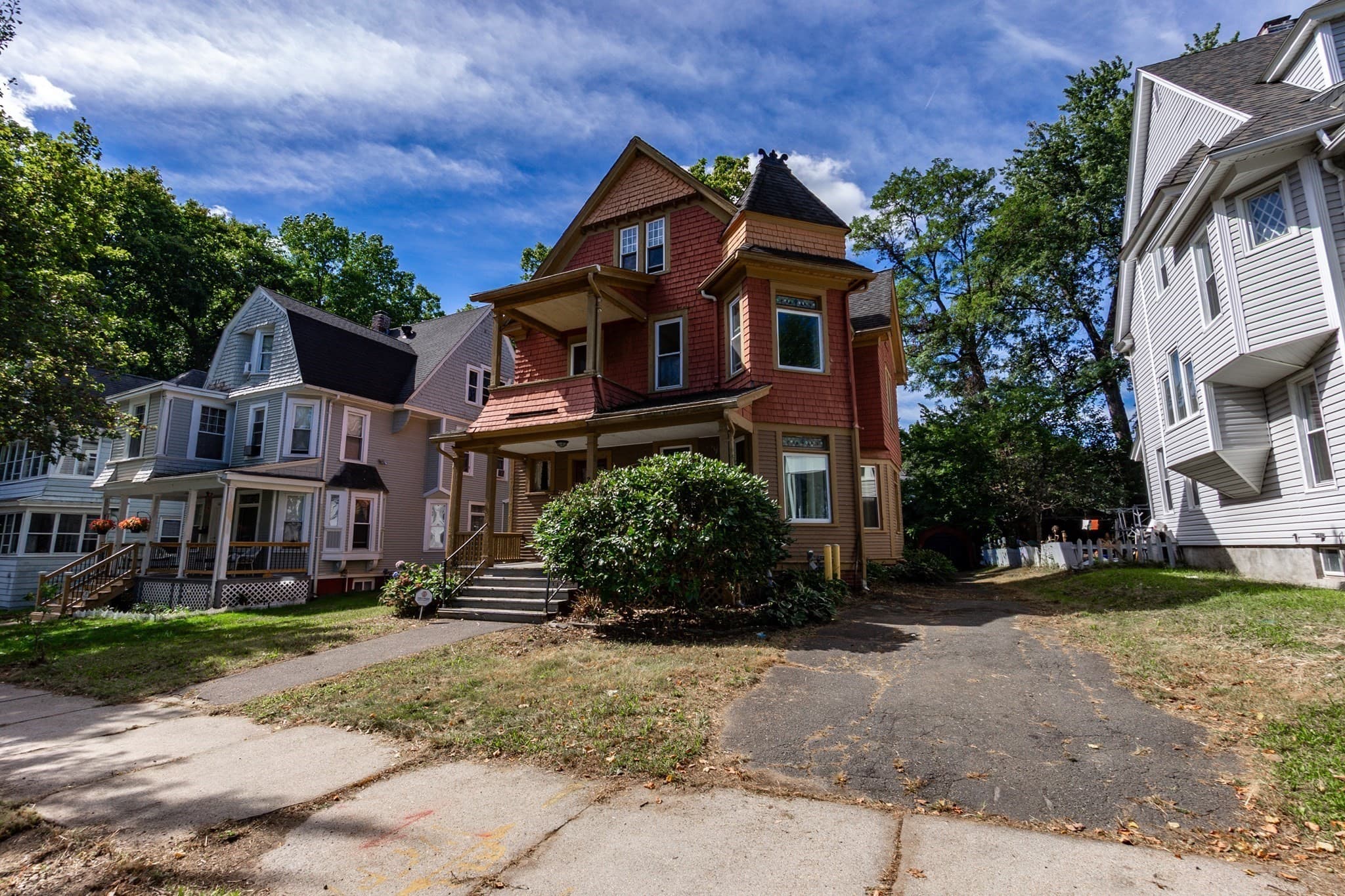 Single Family Residence at 34 Parkwood Street, Springfield MA 01108, Springfield, photo 2 of 32